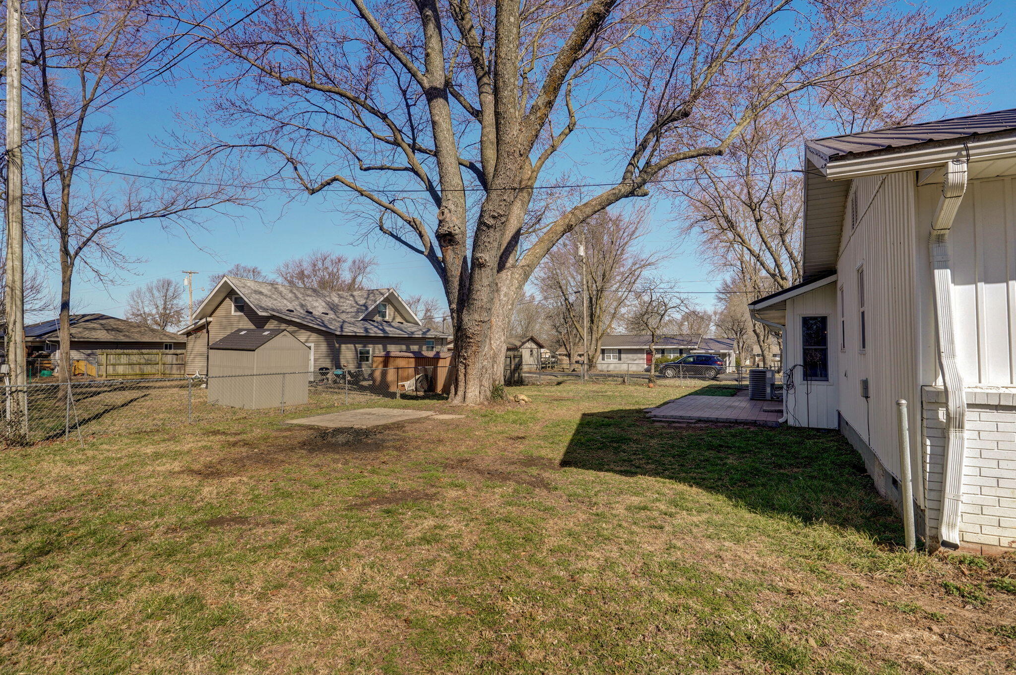 1025 North Market Avenue Property Photo 35