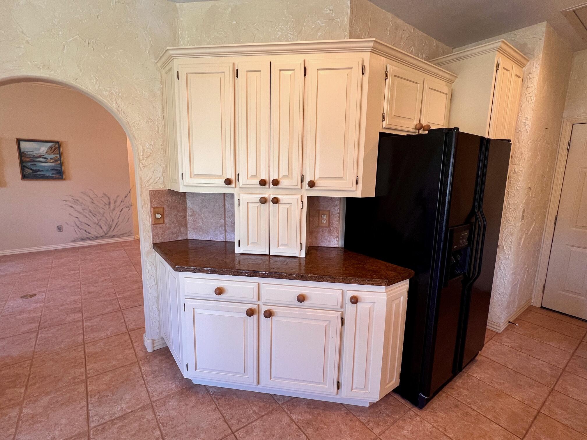 966 South Carriage Avenue Property Photo 14