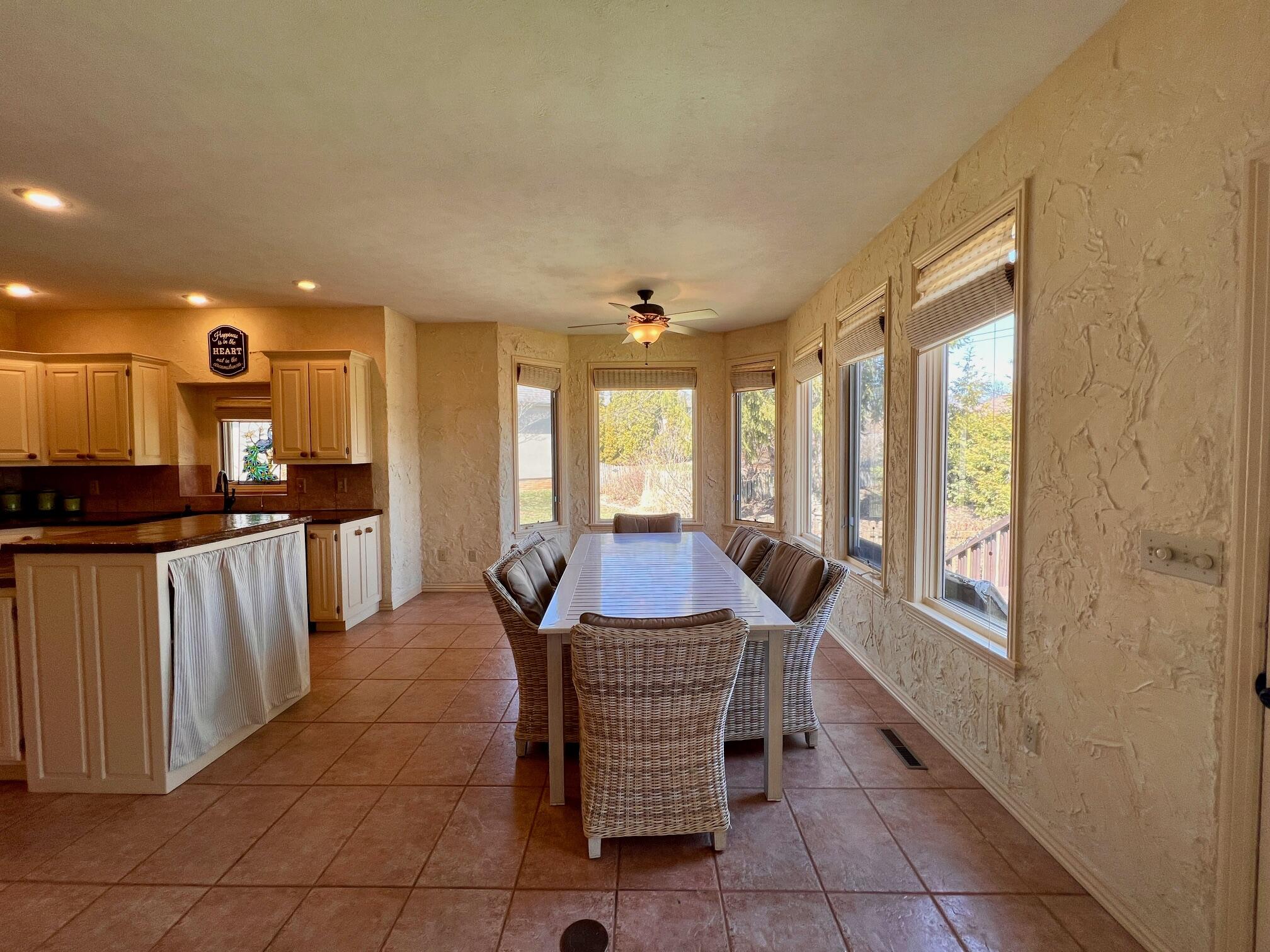 966 South Carriage Avenue Property Photo 15