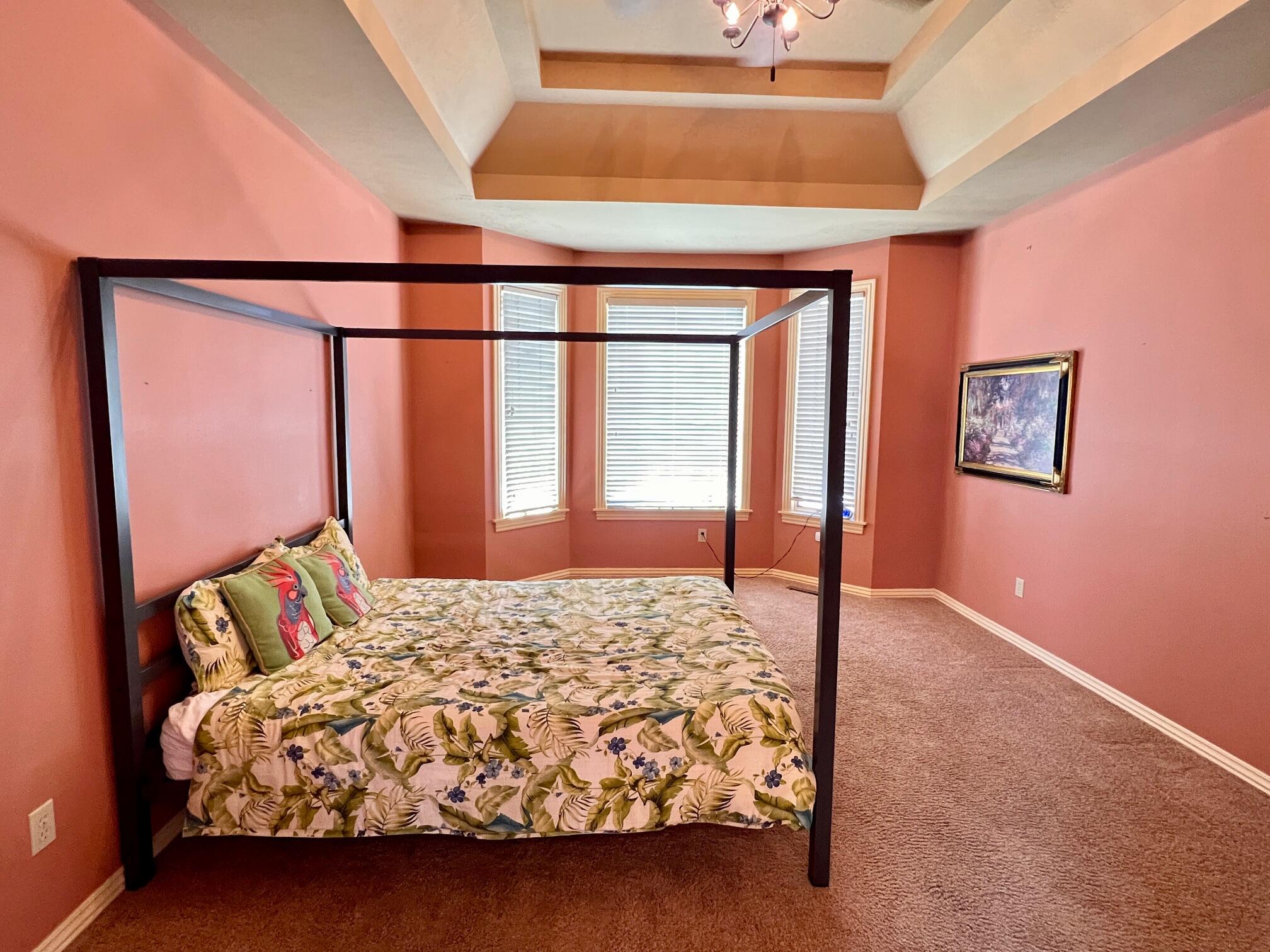 966 South Carriage Avenue Property Photo 18