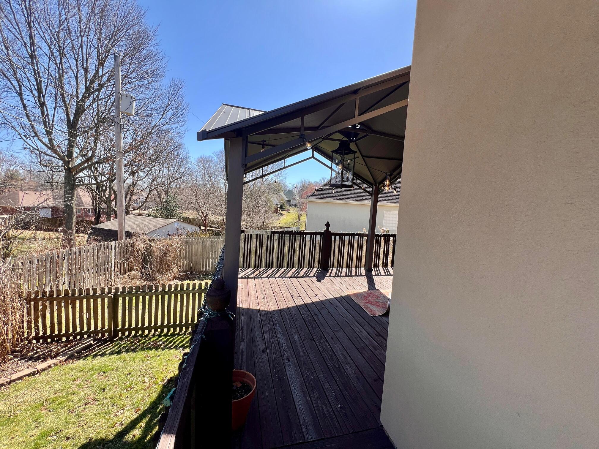 966 South Carriage Avenue Property Photo 32