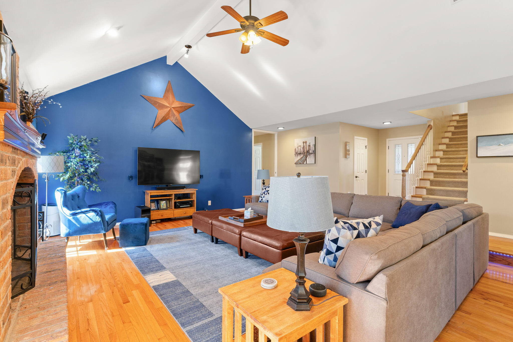 4526 South Zane Court Property Photo 5