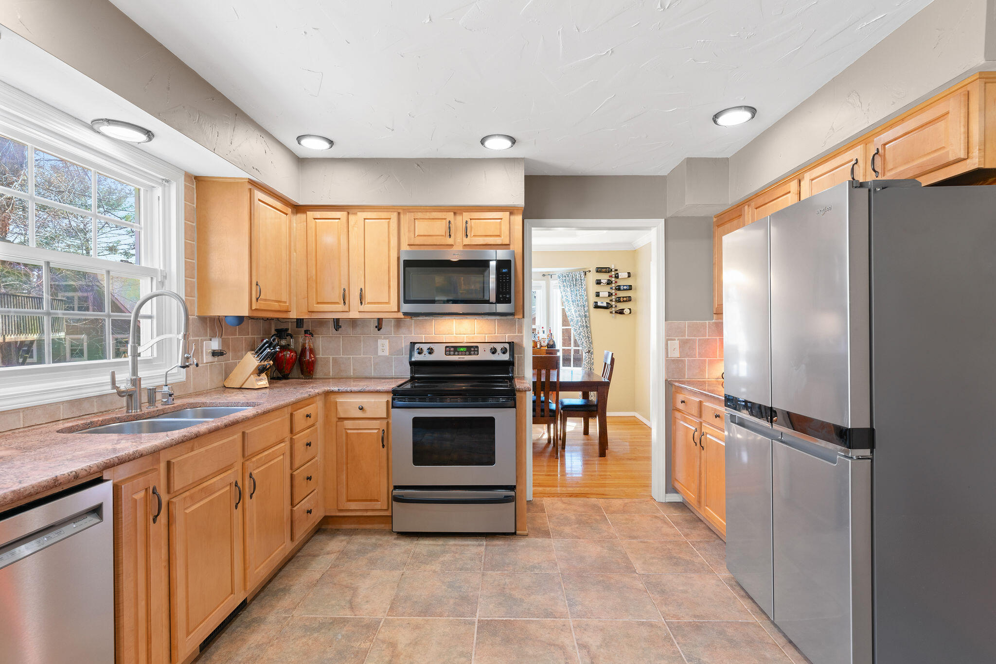 4526 South Zane Court Property Photo 12