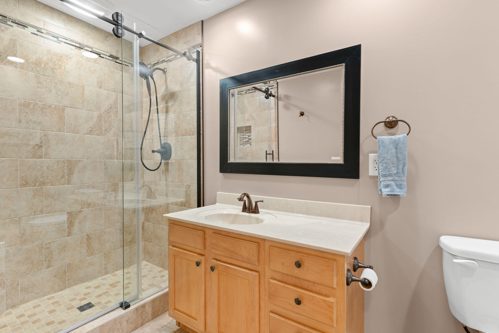 4526 South Zane Court Property Photo 15