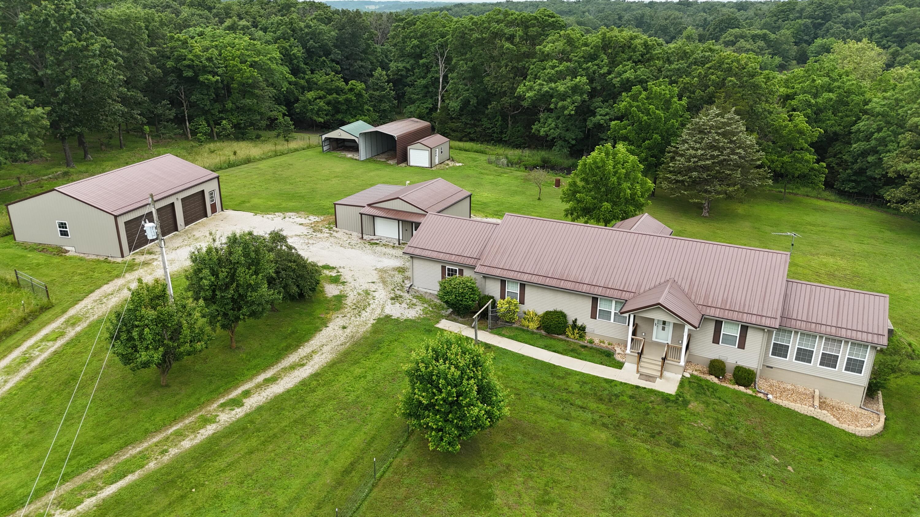 25 Golden Ponds Road Property Photo 1