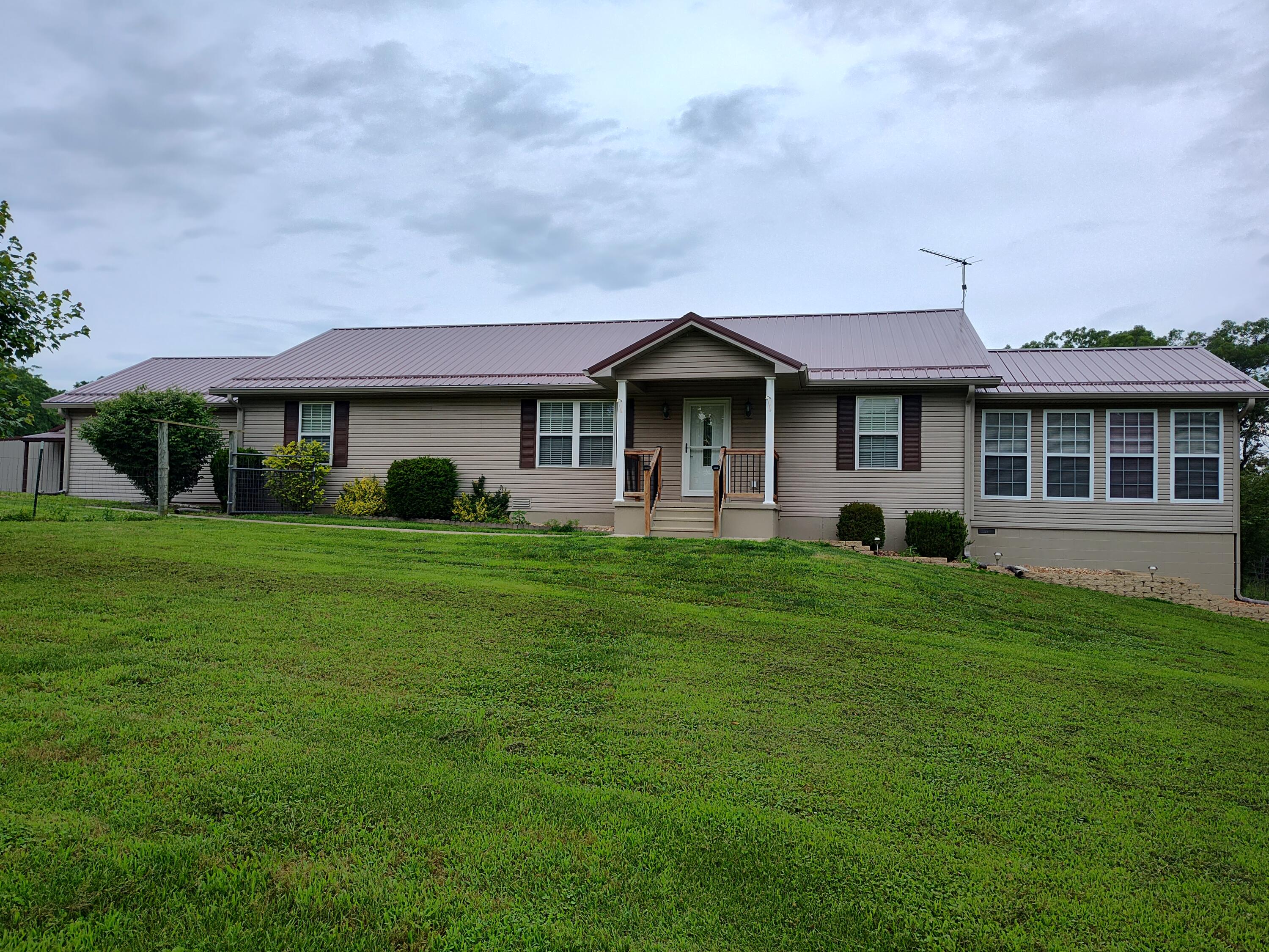 25 Golden Ponds Road Property Photo 2