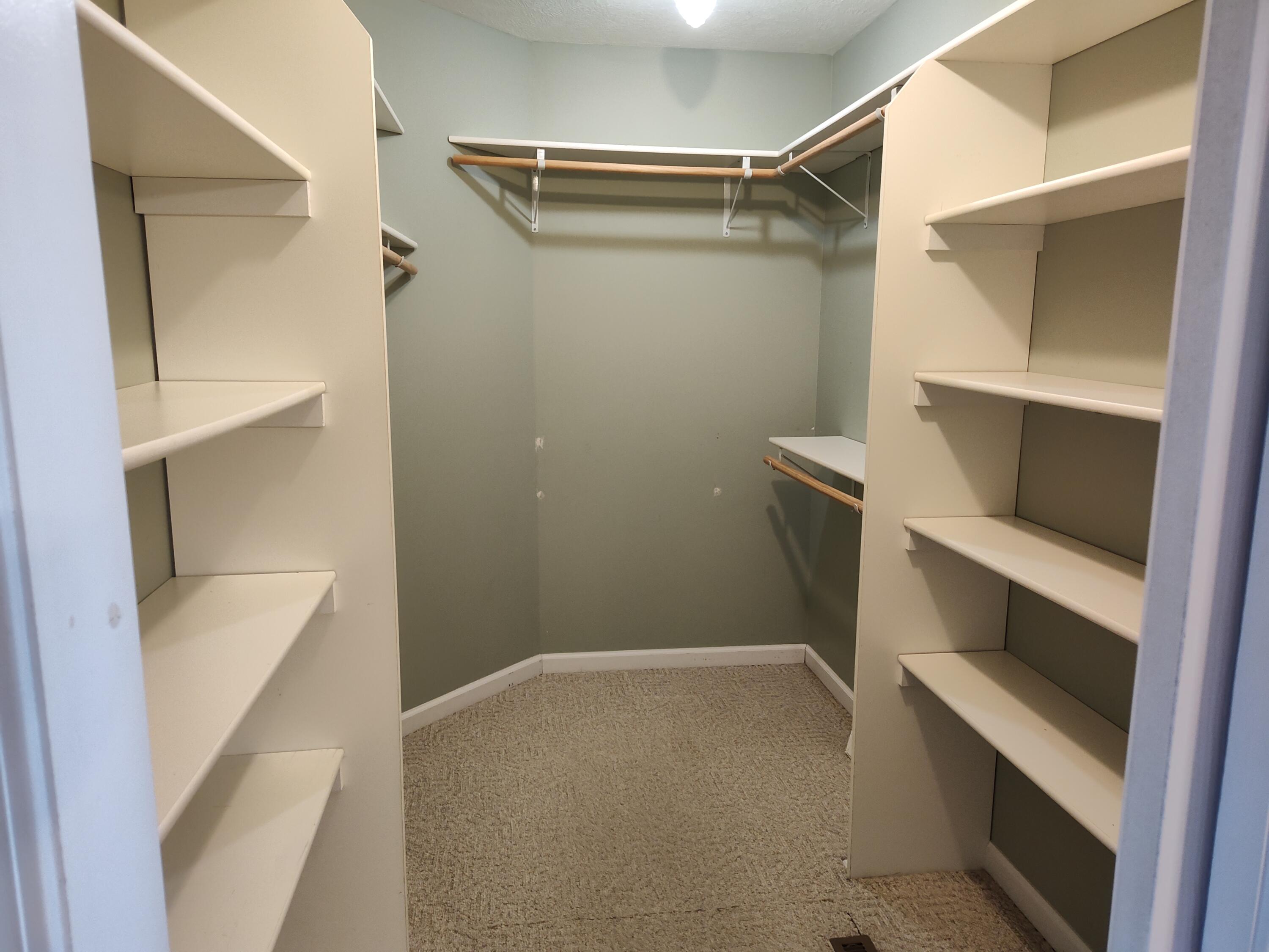 25 Golden Ponds Road Property Photo 22