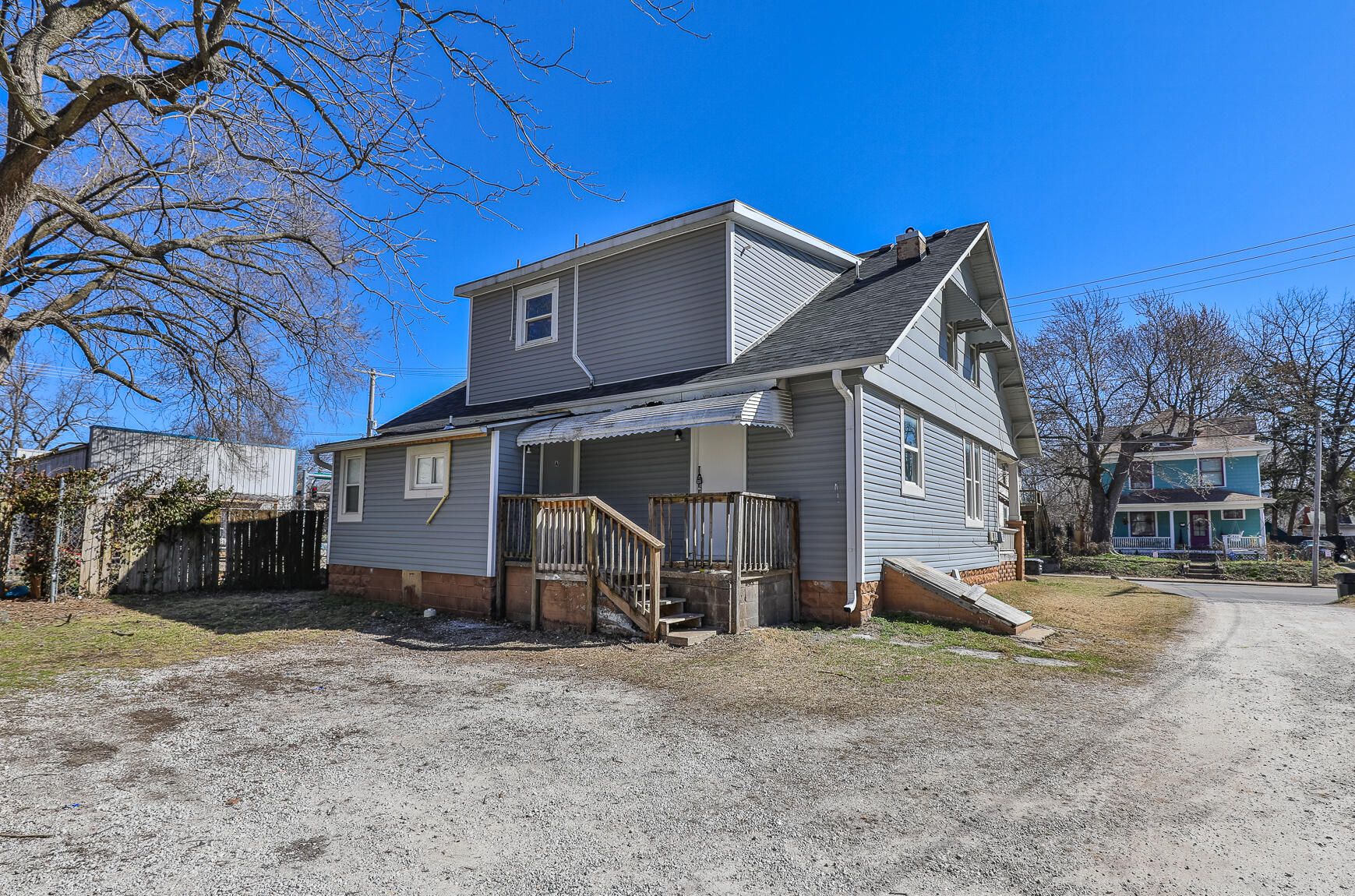 1465 North Grant Avenue Property Photo 7