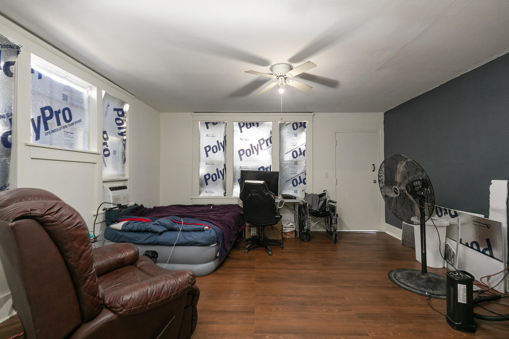 1465 North Grant Avenue Property Photo 10