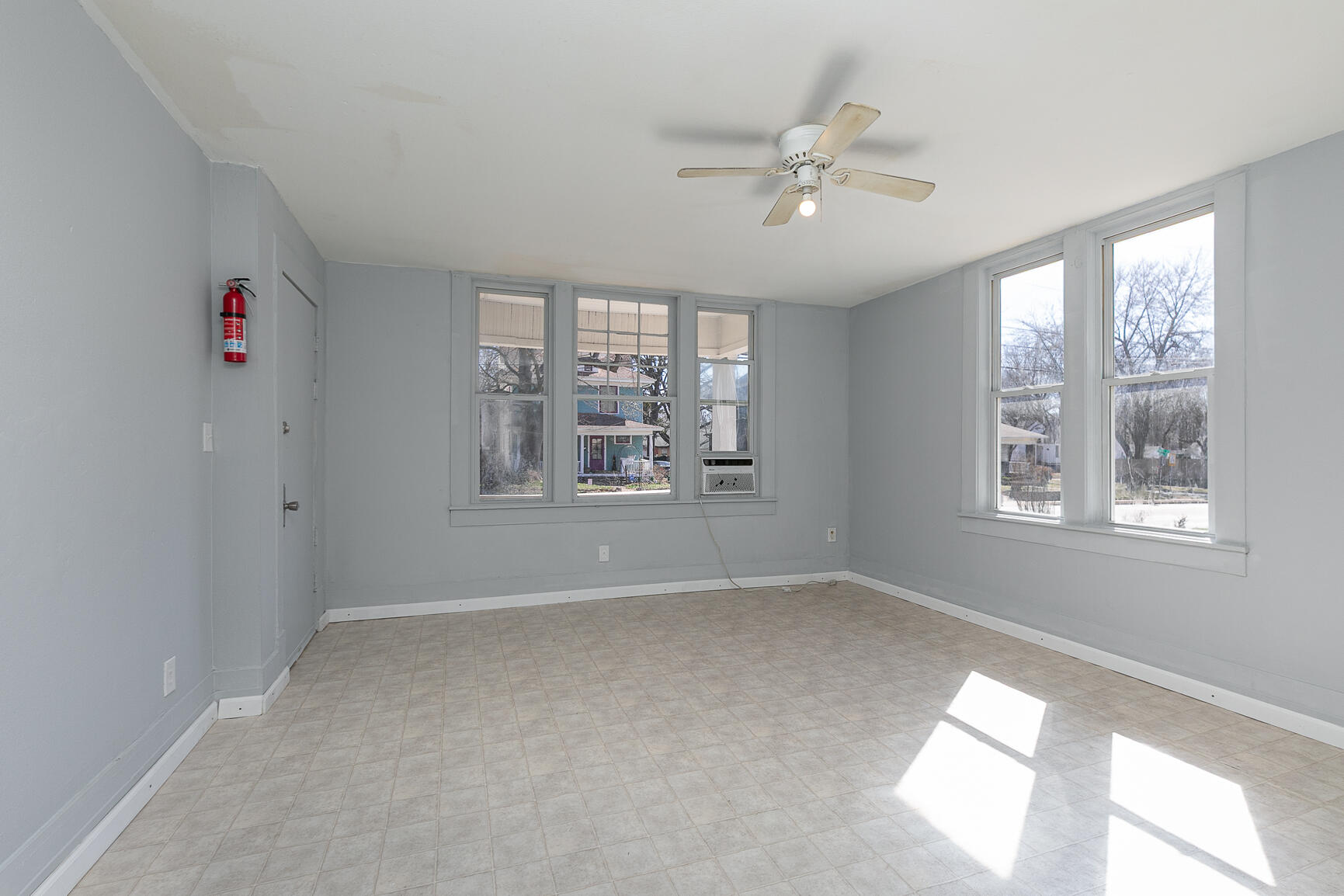 1465 North Grant Avenue Property Photo 19