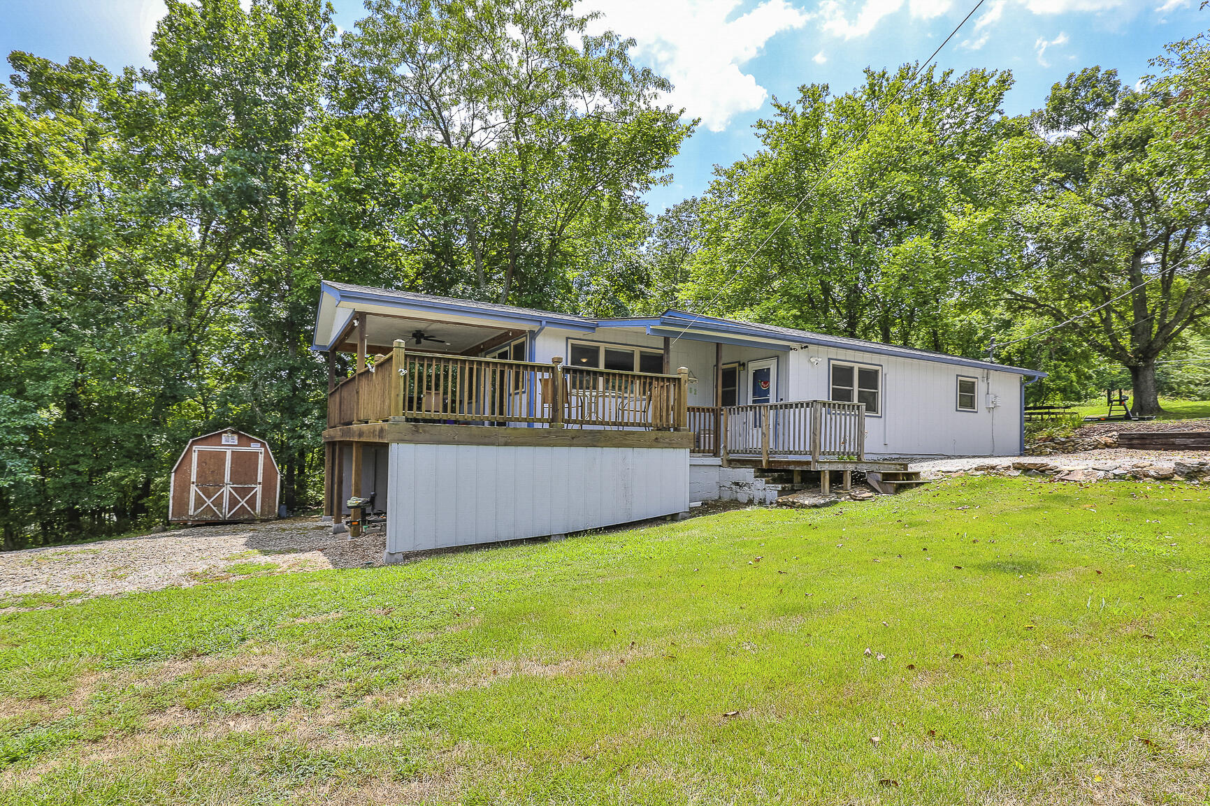 162 Jones Cove Road Property Photo 2