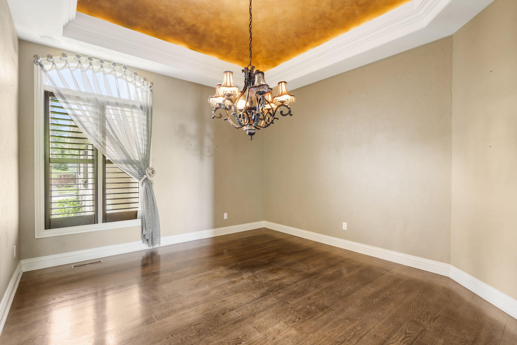 4173 East Wilshire Street Property Photo 5