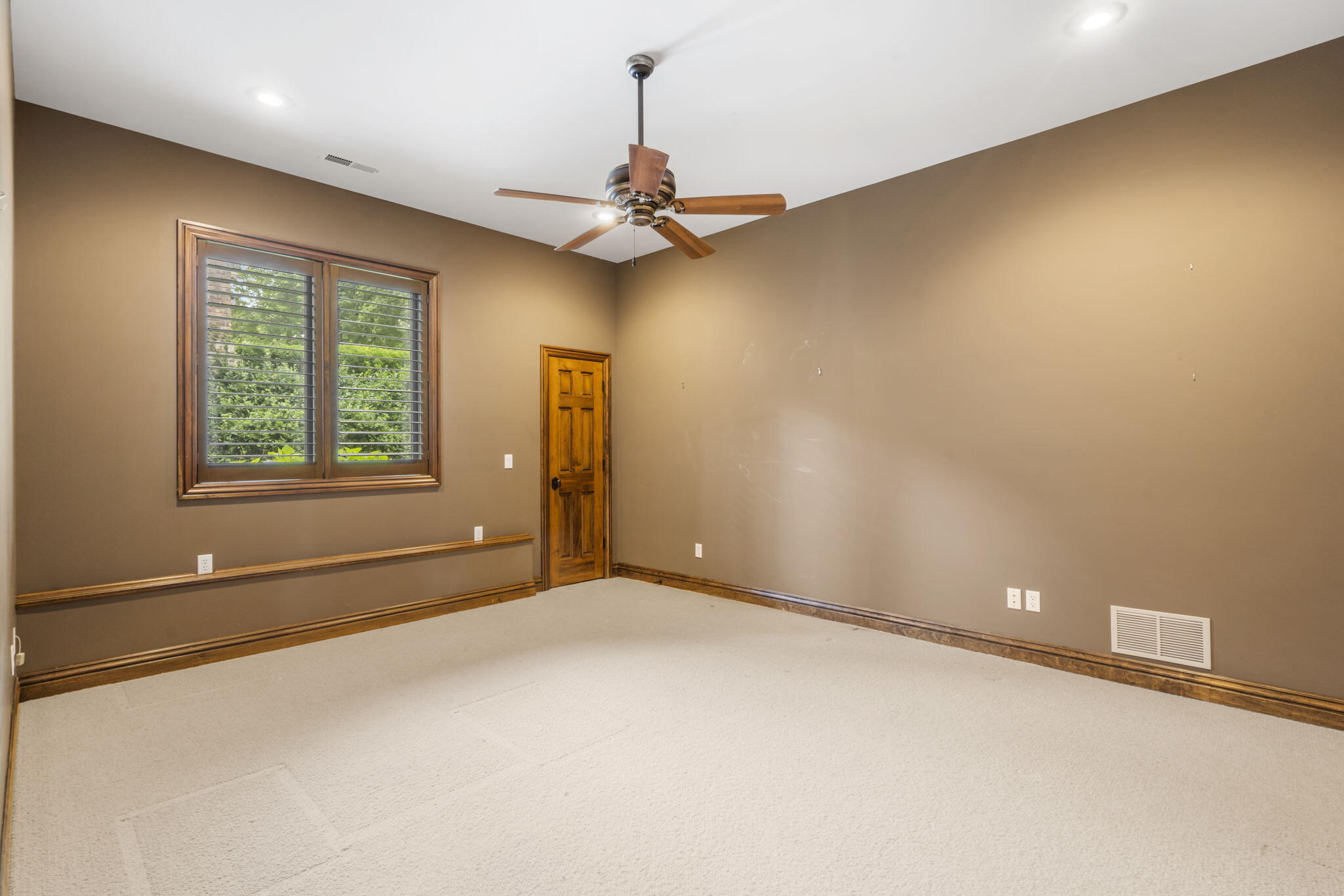 4173 East Wilshire Street Property Photo 31