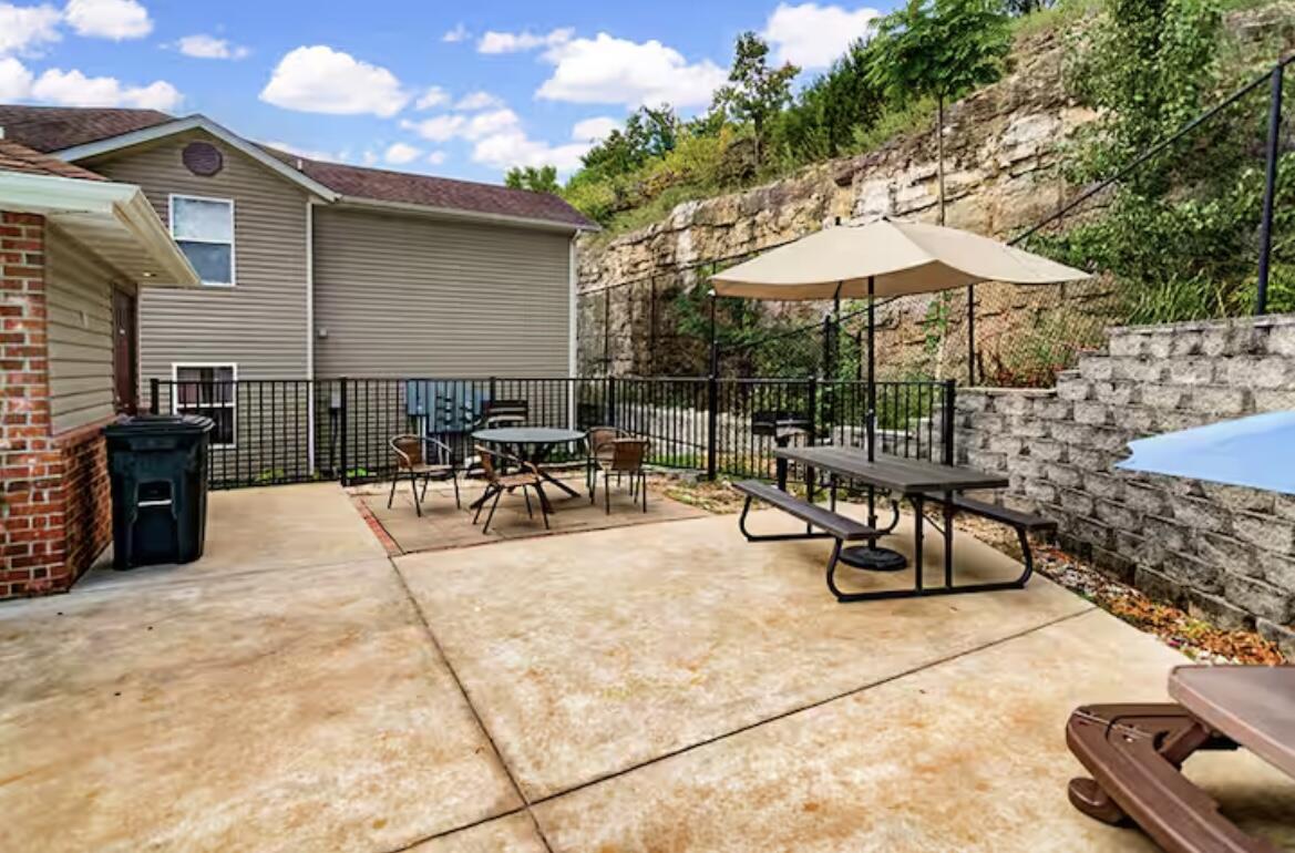 2905 Vineyards Parkway Property Photo 41