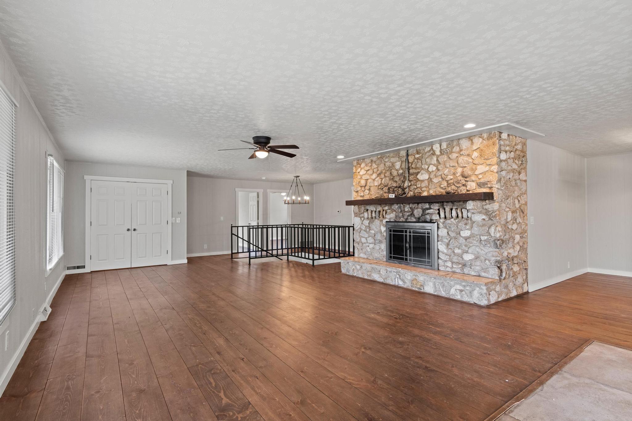 164 Spring Street Property Photo 11