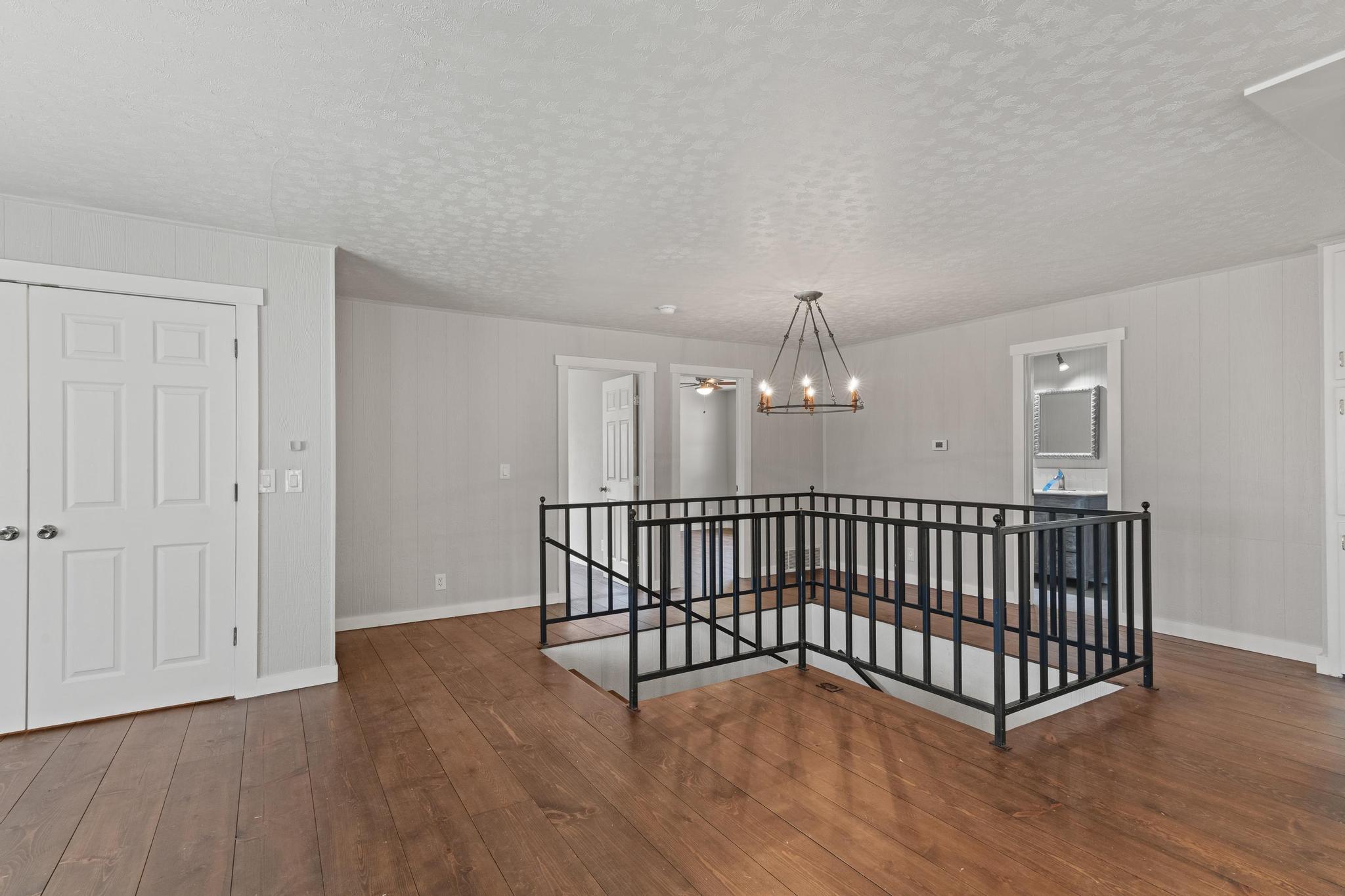 164 Spring Street Property Photo 14