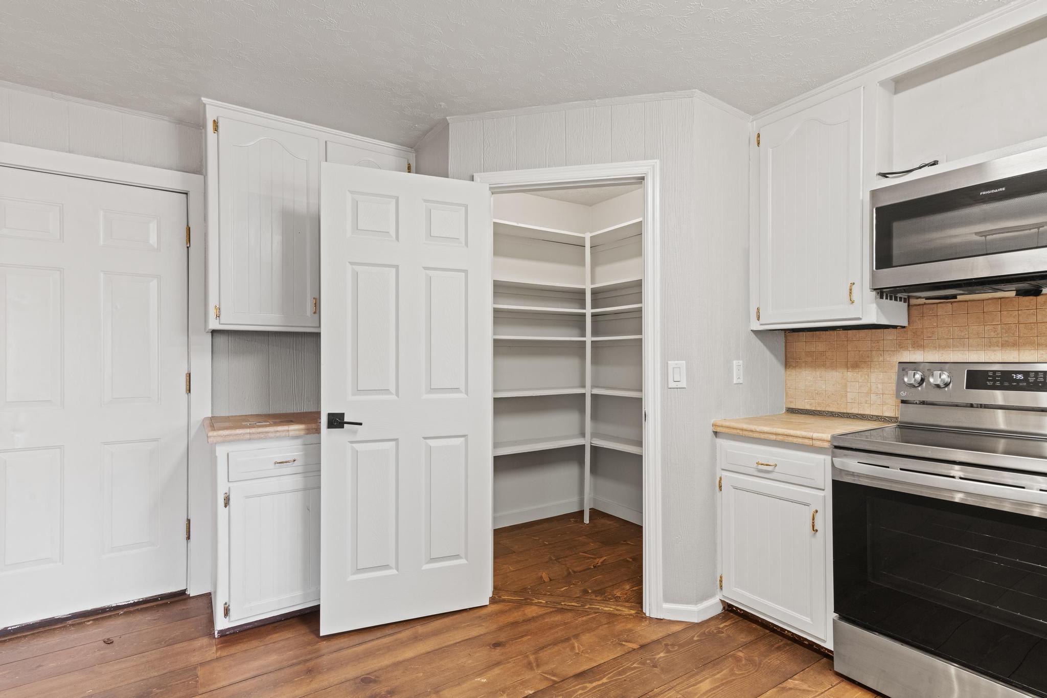164 Spring Street Property Photo 19