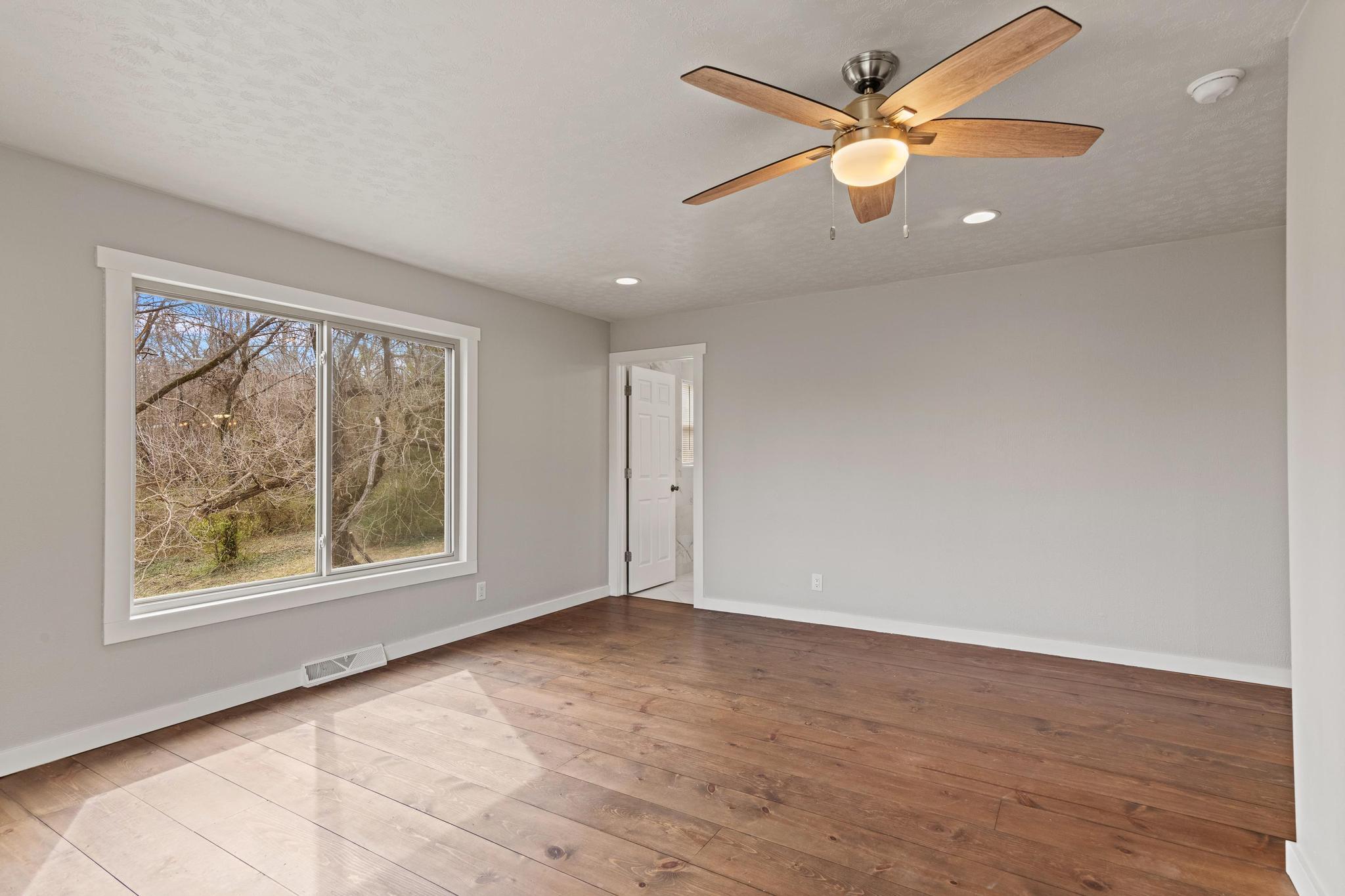 164 Spring Street Property Photo 23