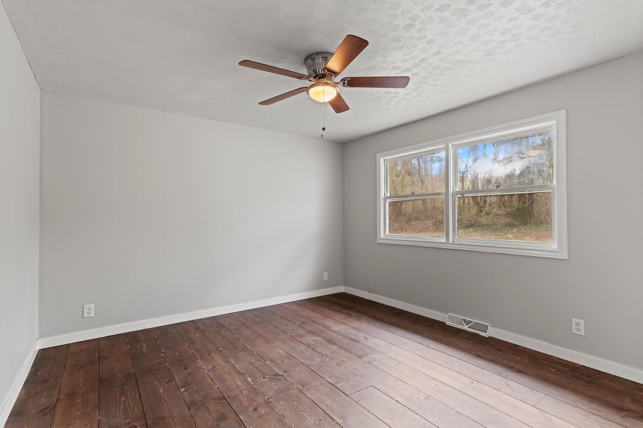 164 Spring Street Property Photo 25