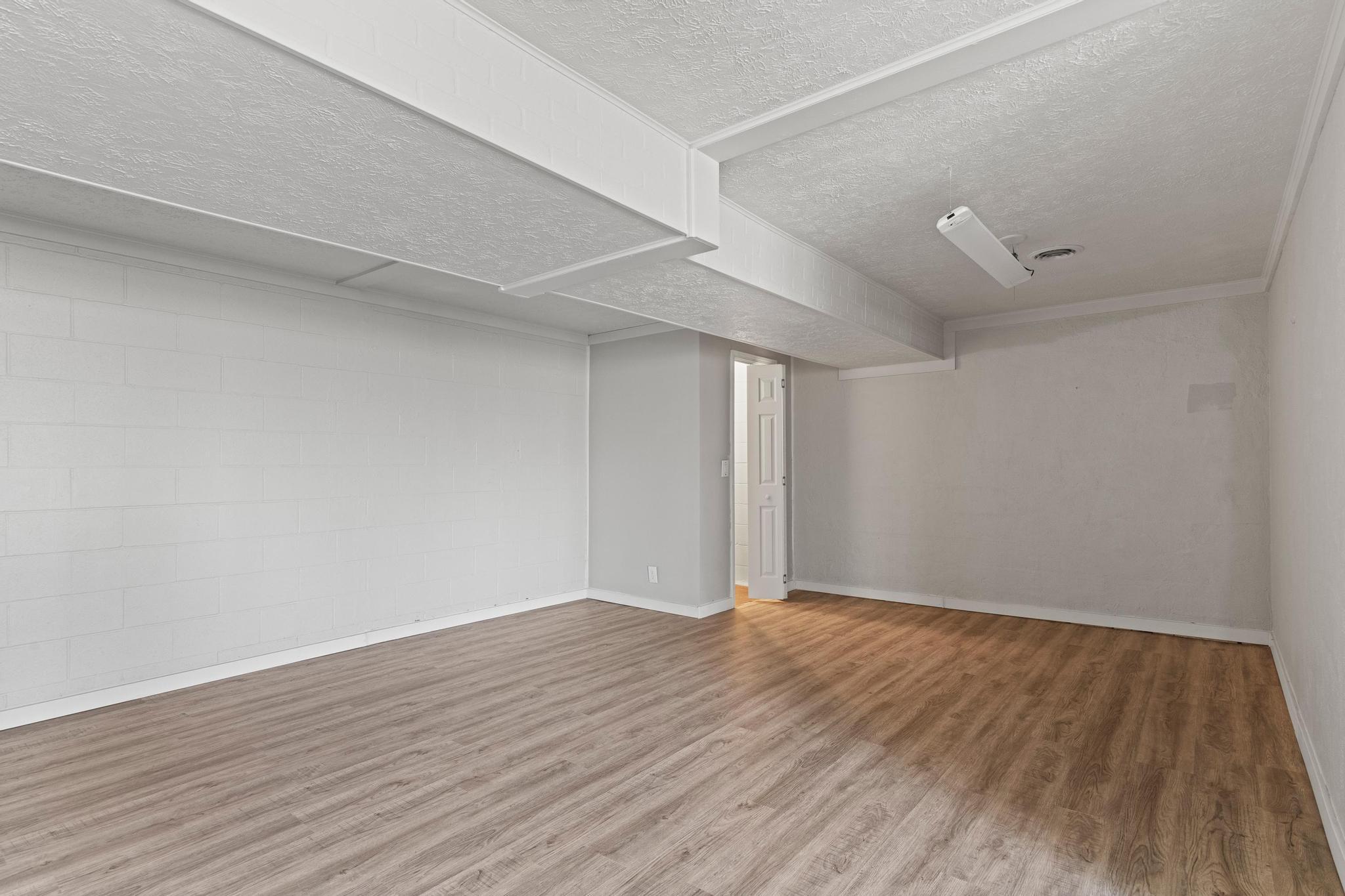164 Spring Street Property Photo 30