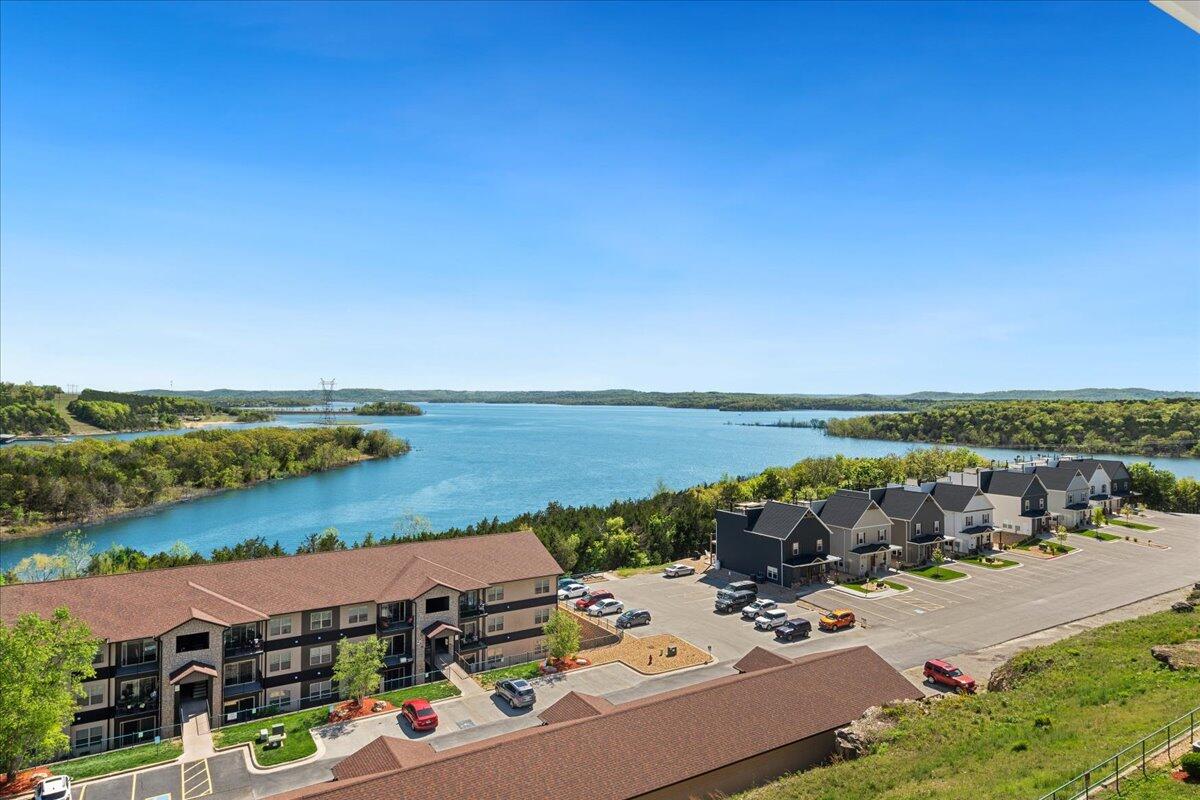 200 Majestic Dr Unit 408 Property Photo 32