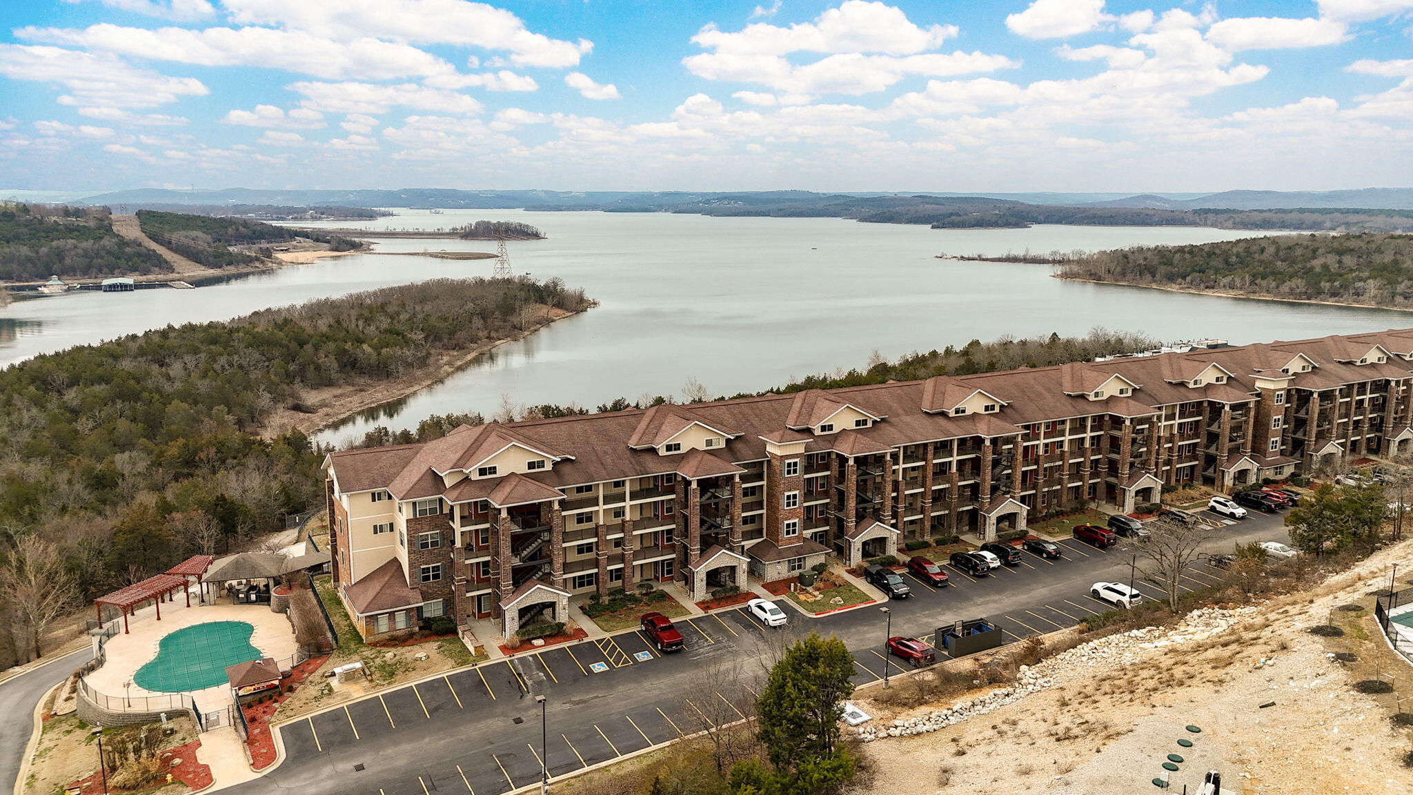 200 Majestic Dr Unit 408 Property Photo 63