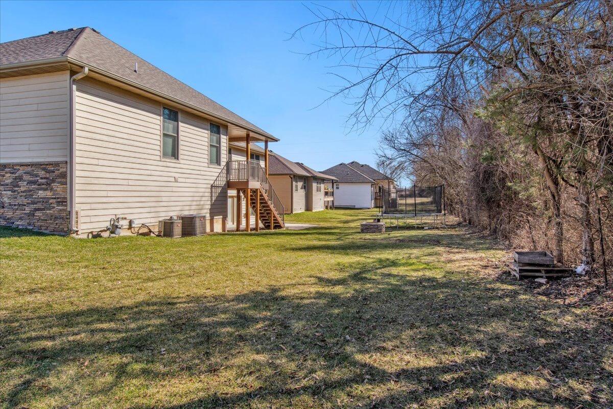 284 East Thistlewood Drive Property Photo 36