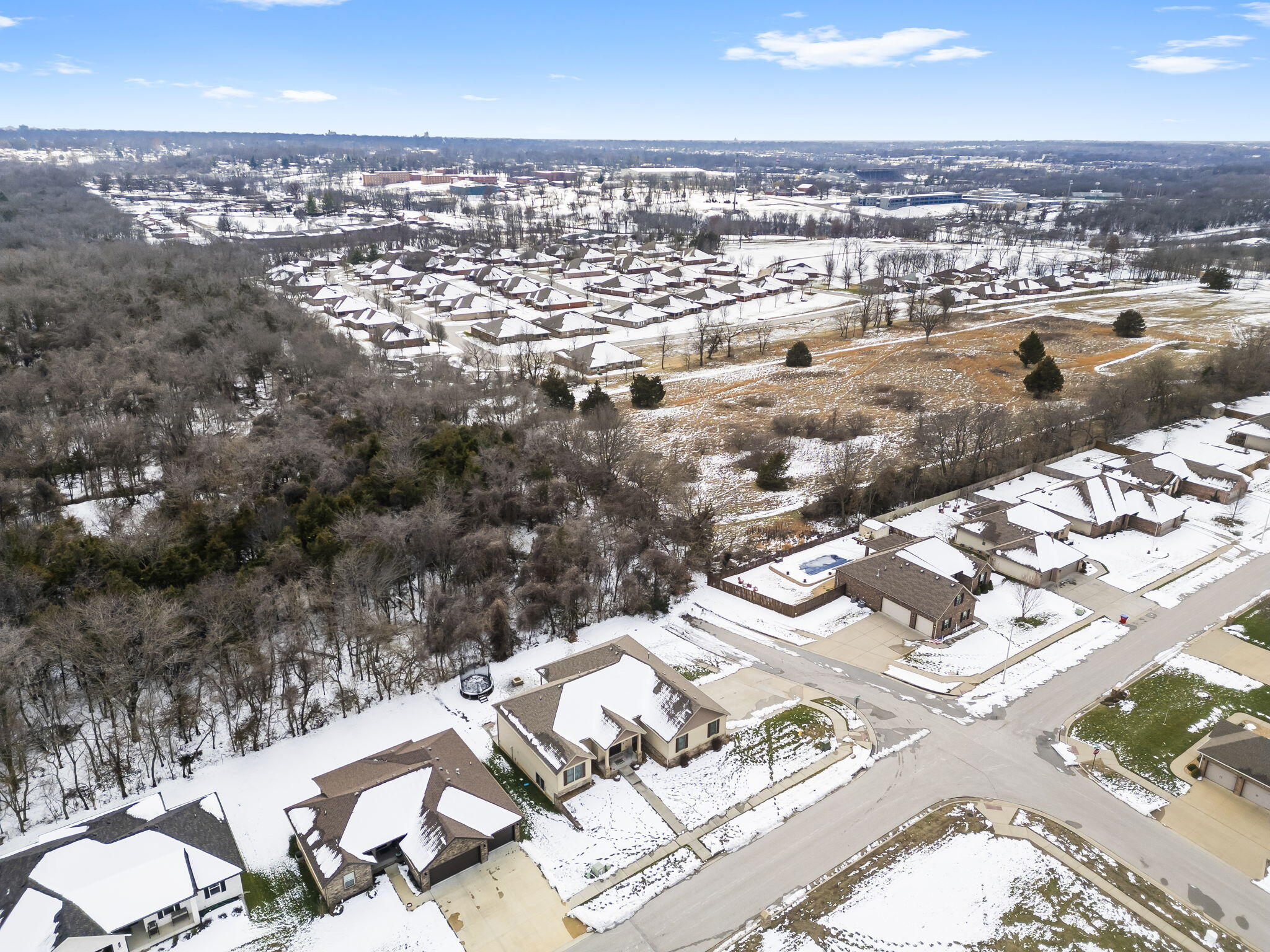 284 East Thistlewood Drive Property Photo 43