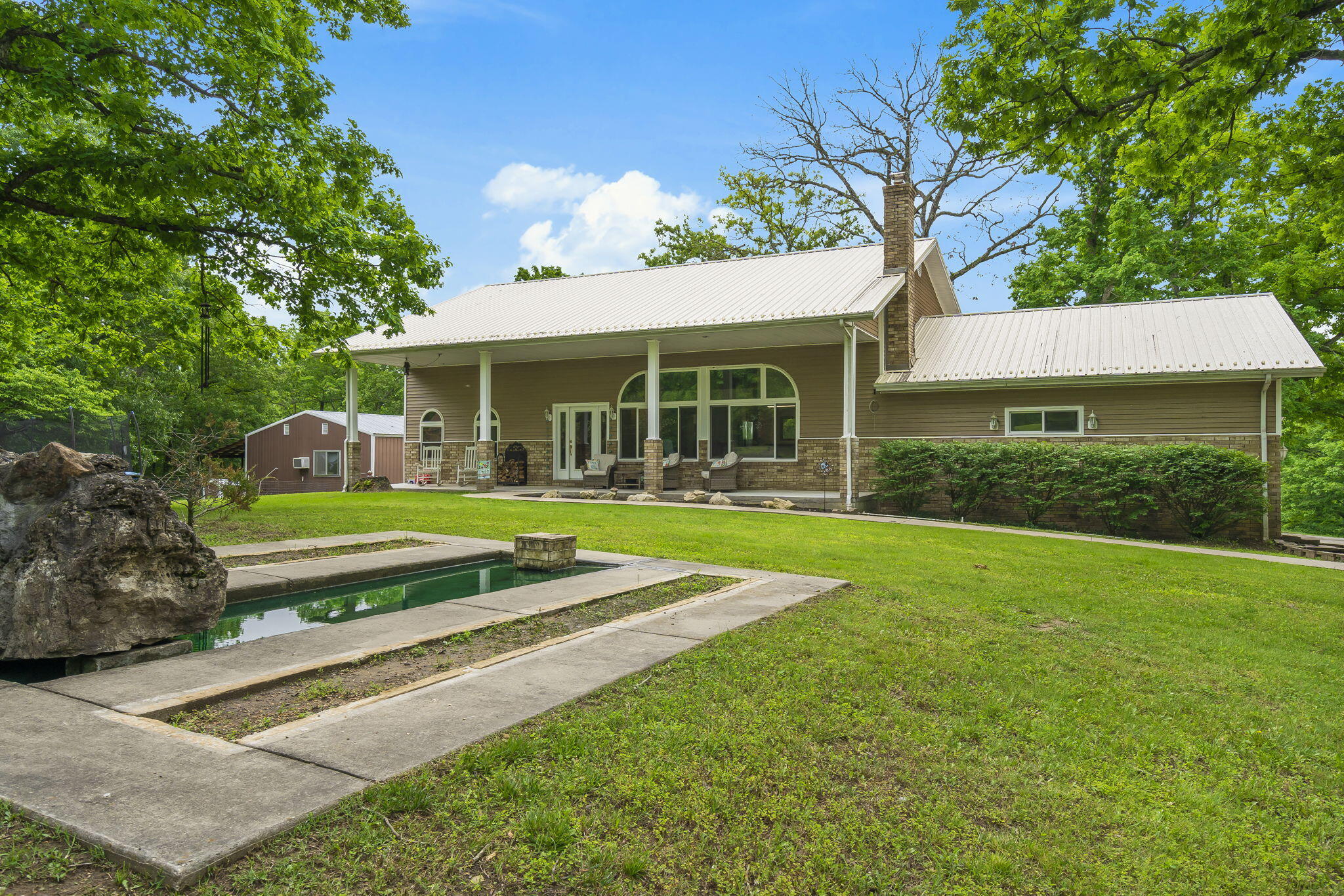 252 Curtis Drive Property Photo