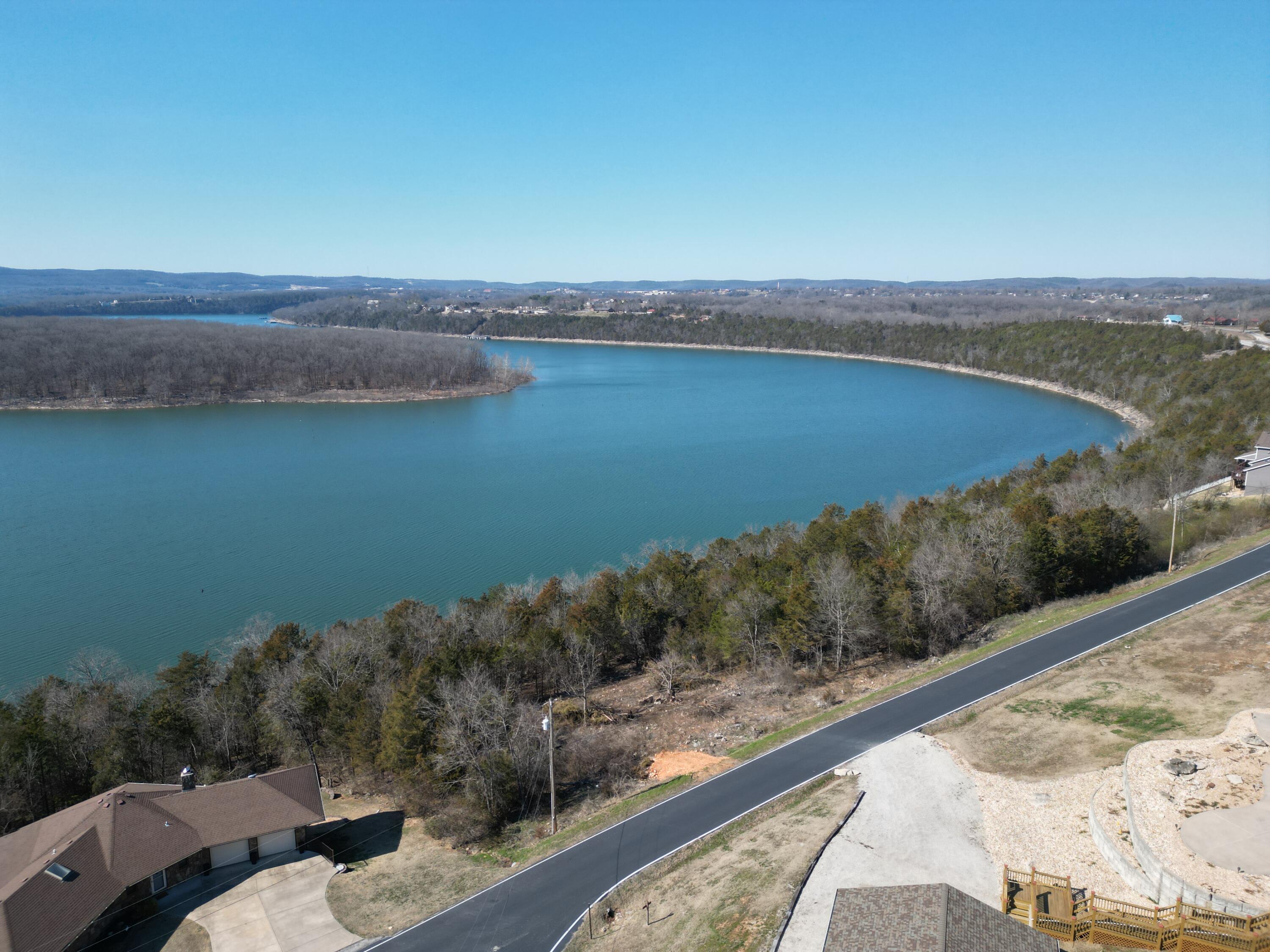 000 Briarcliff Drive Property Photo 7