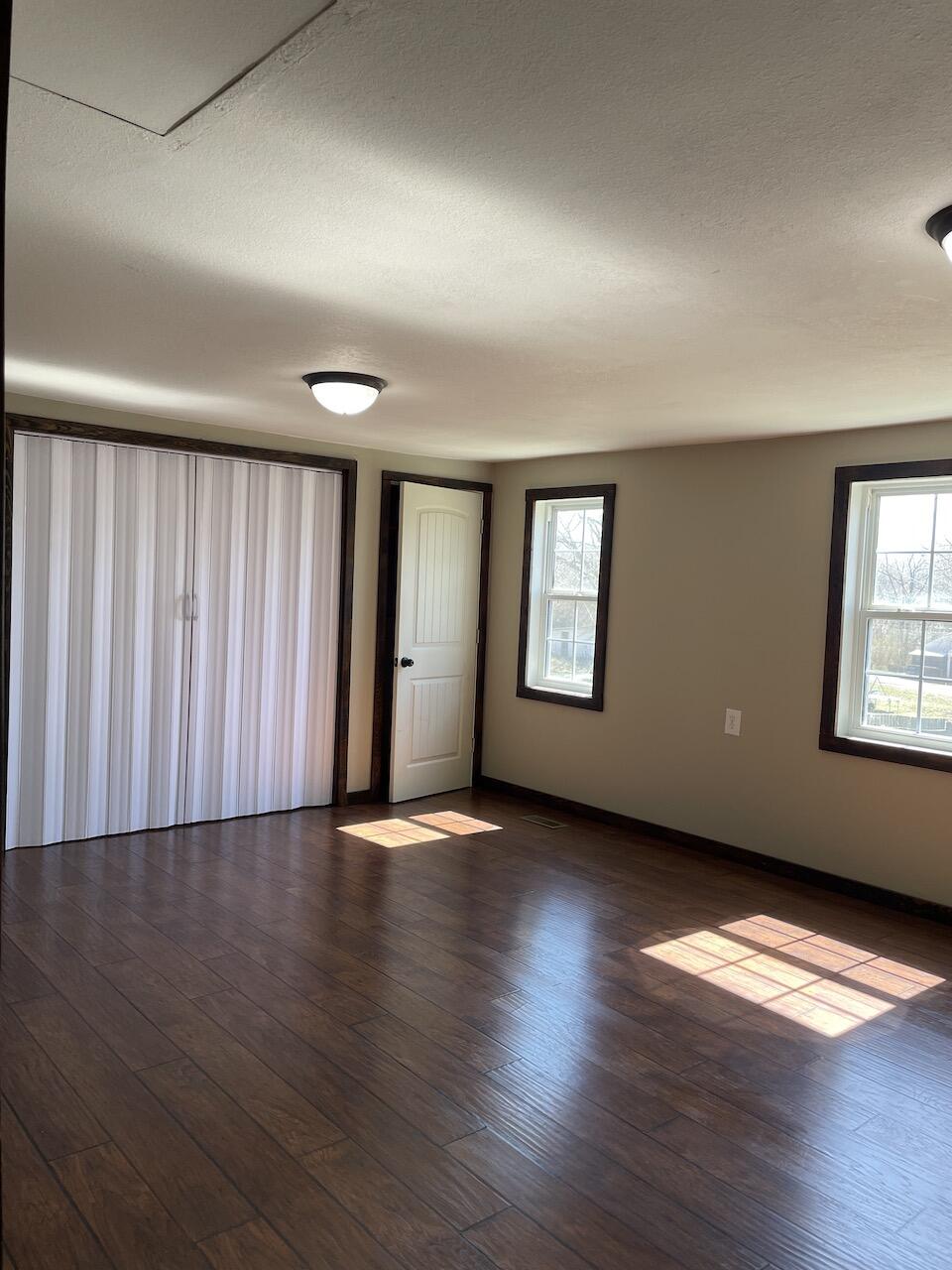 435 East 2nd Street Property Photo 11