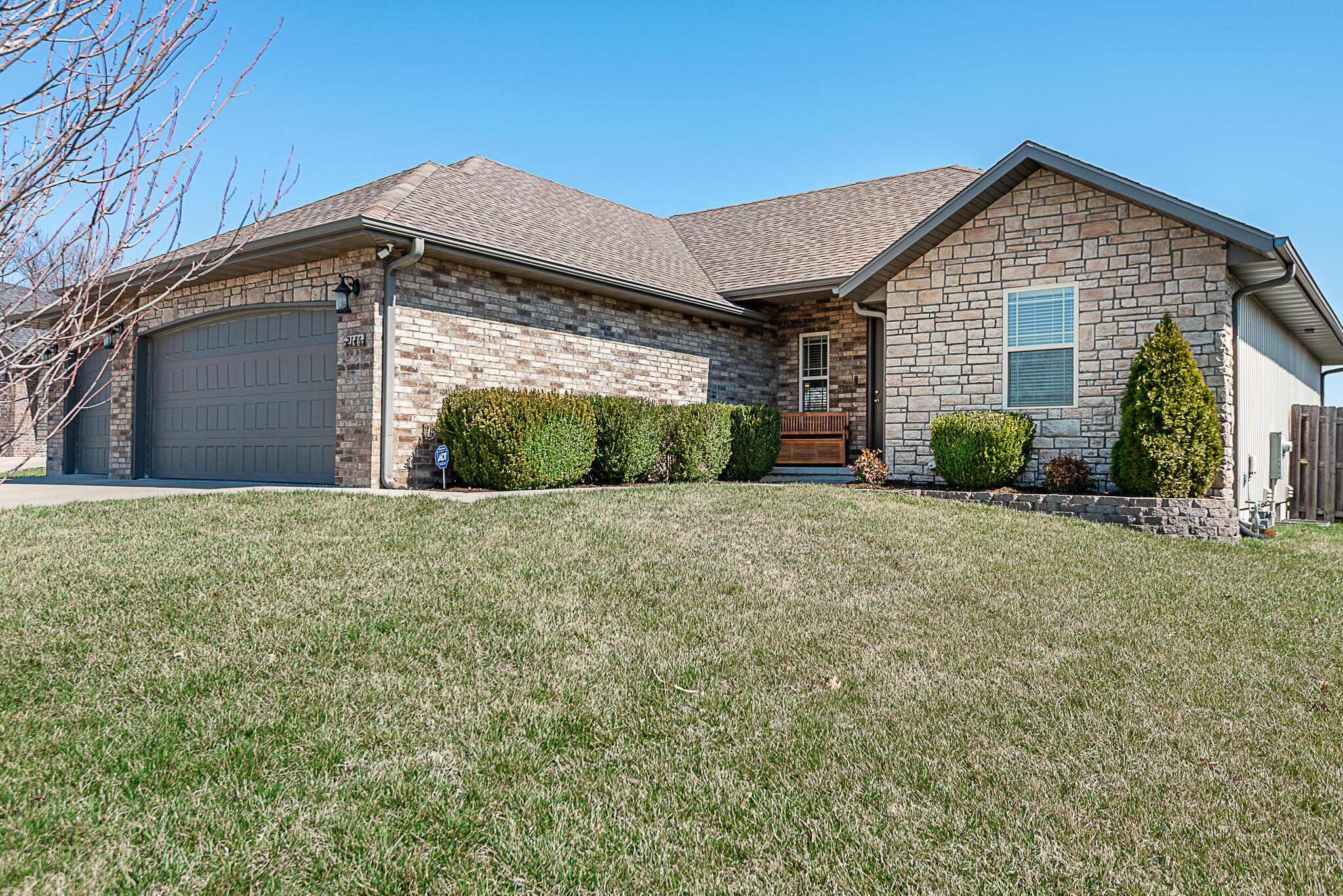 2146 North Pavilion Place Property Photo