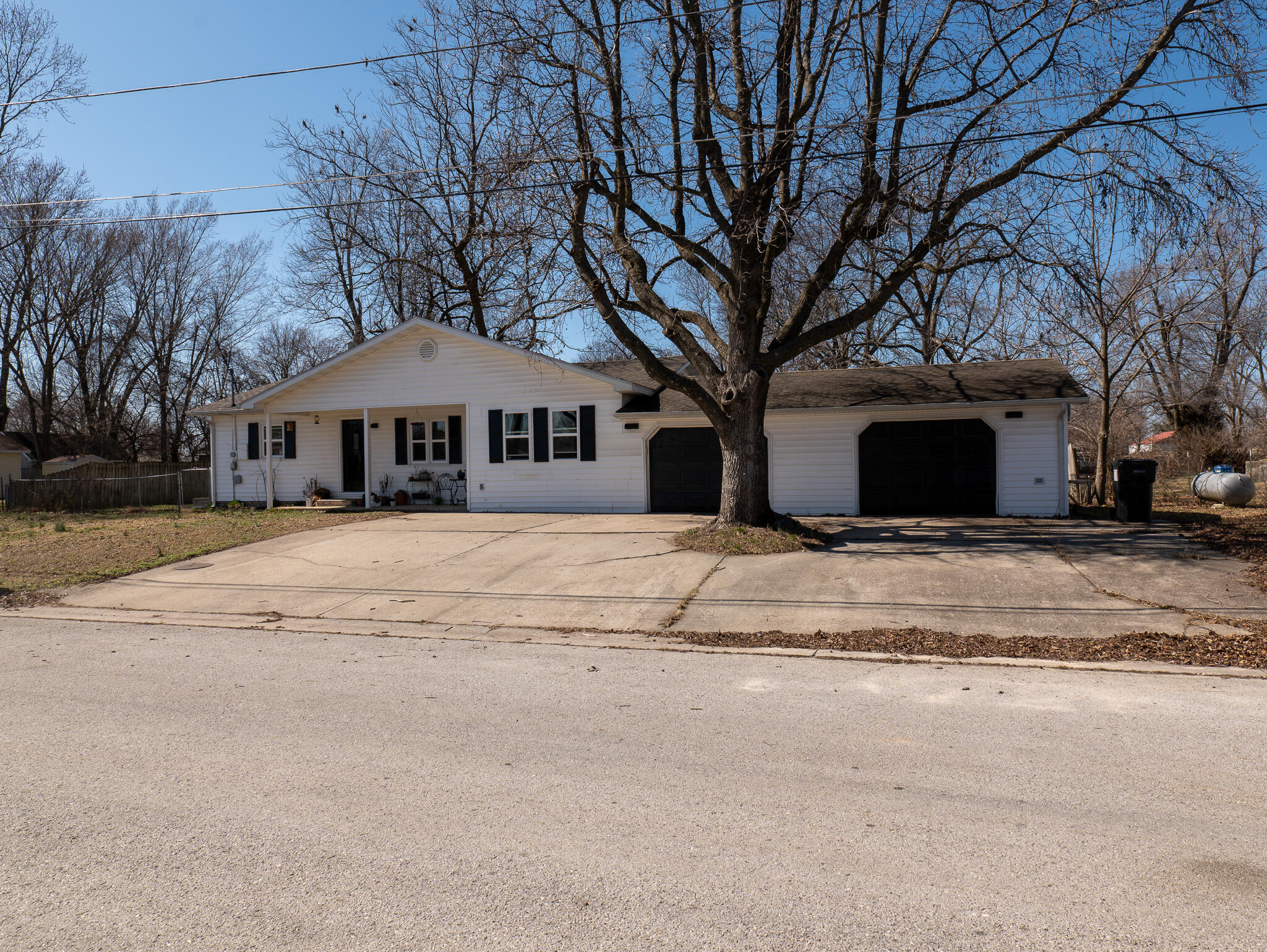 211 North Rechow Property Photo 11