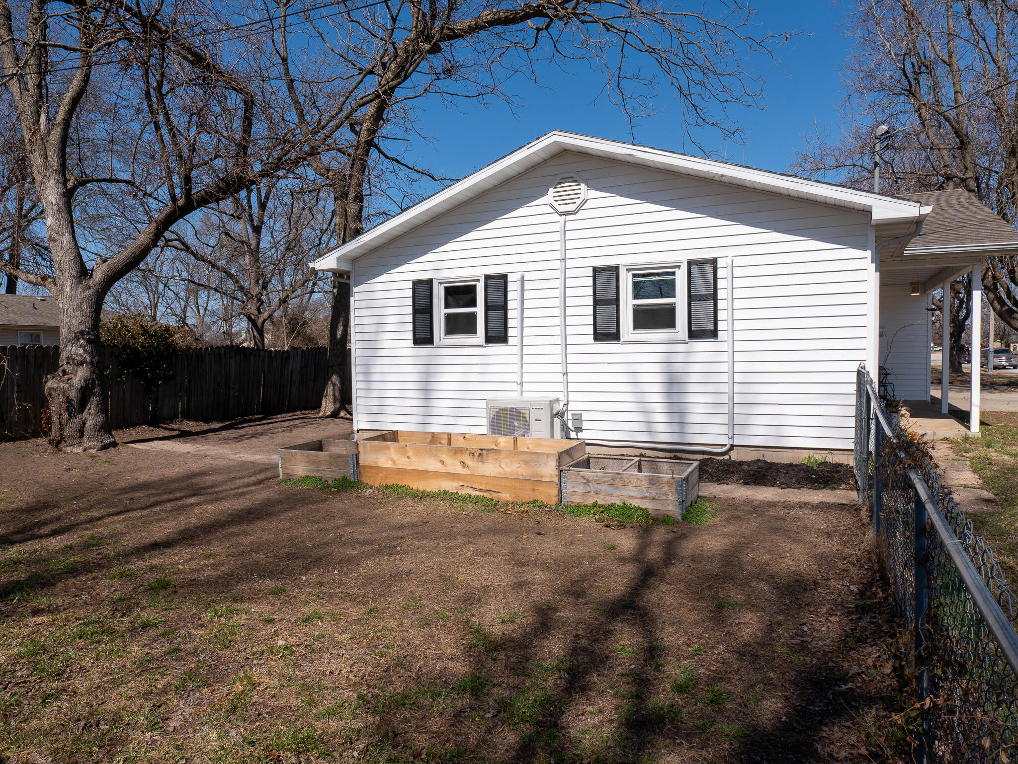 211 North Rechow Property Photo 13