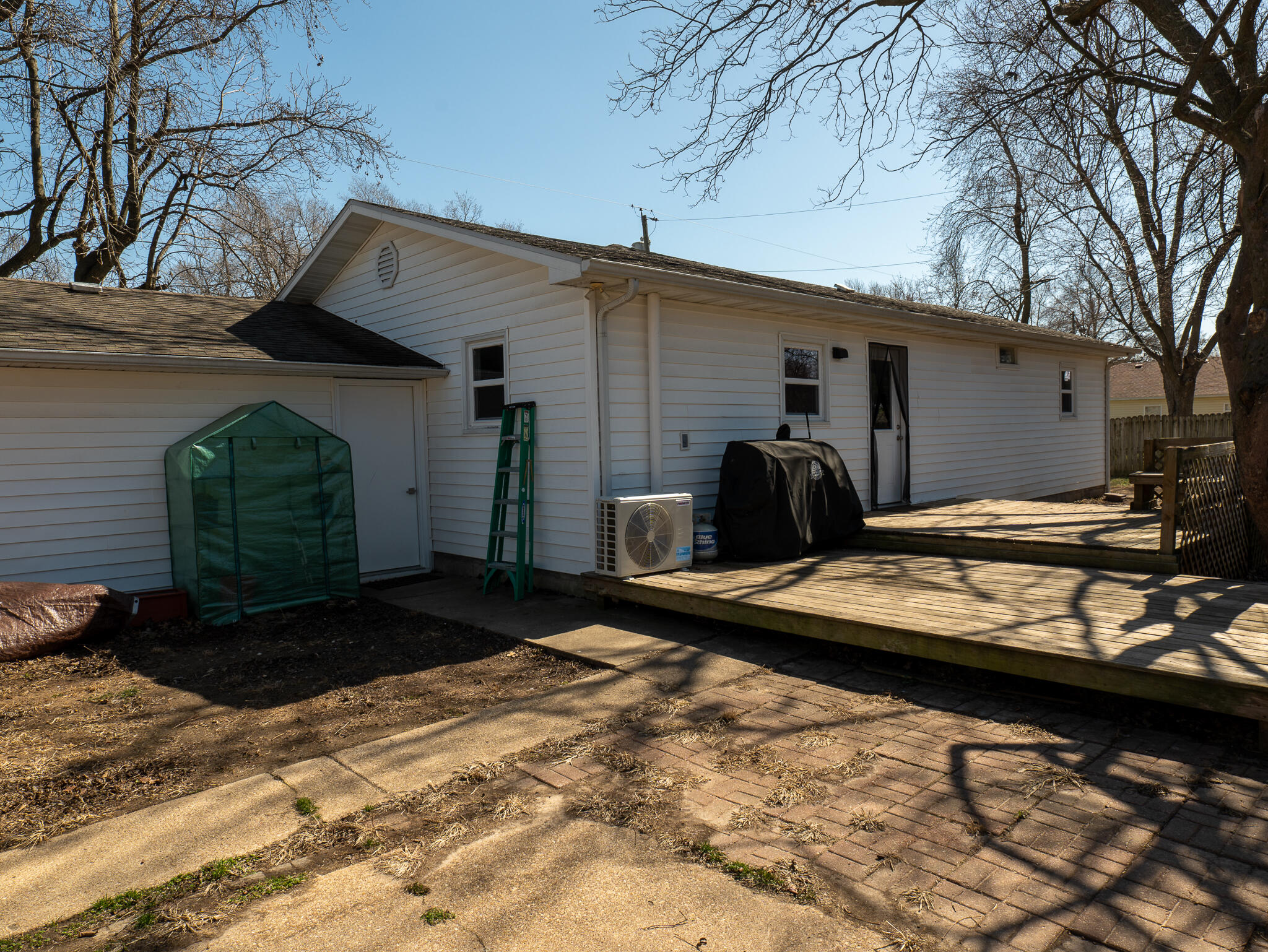 211 North Rechow Property Photo 16