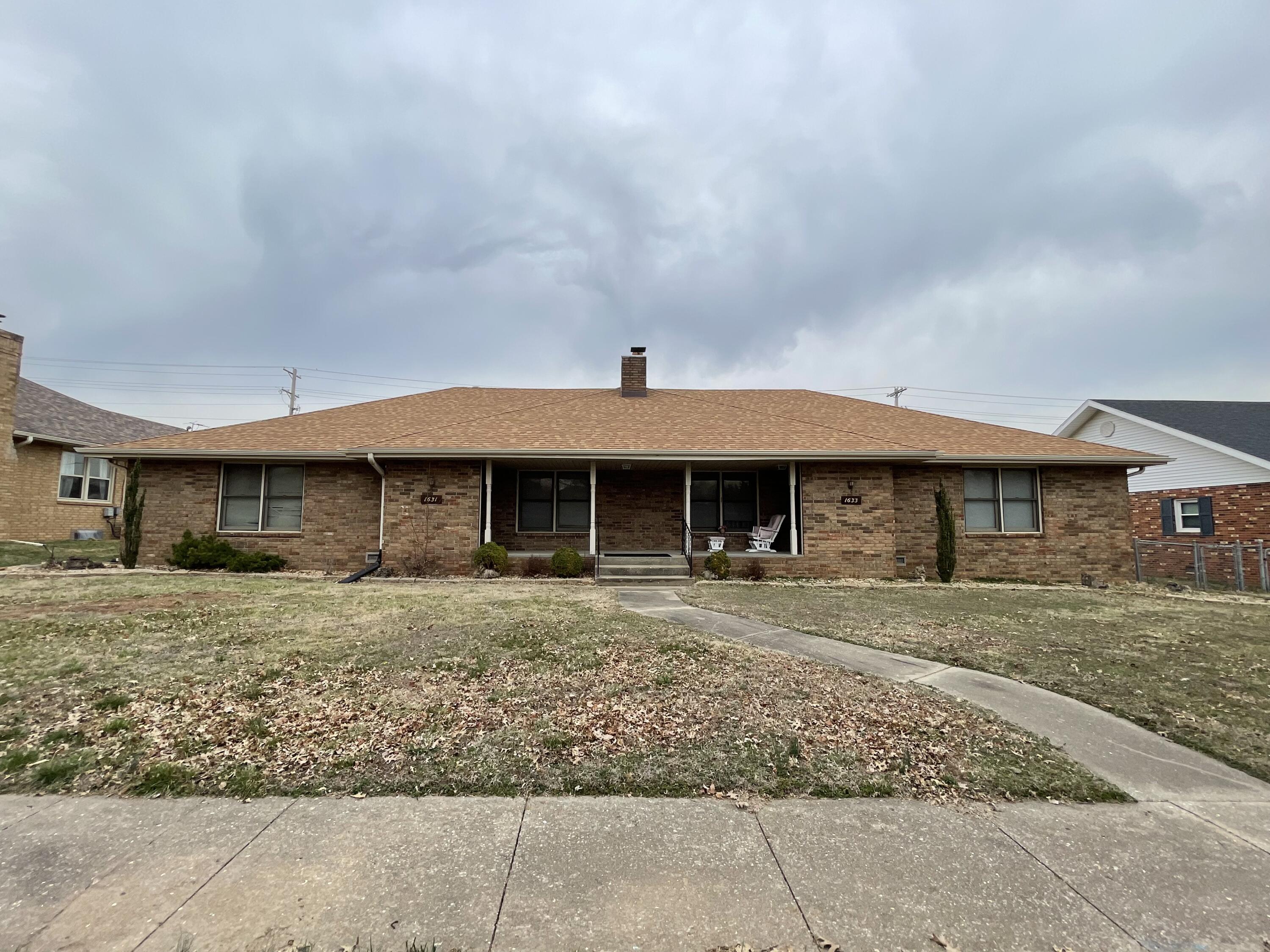 1631 East Lark Street Property Photo