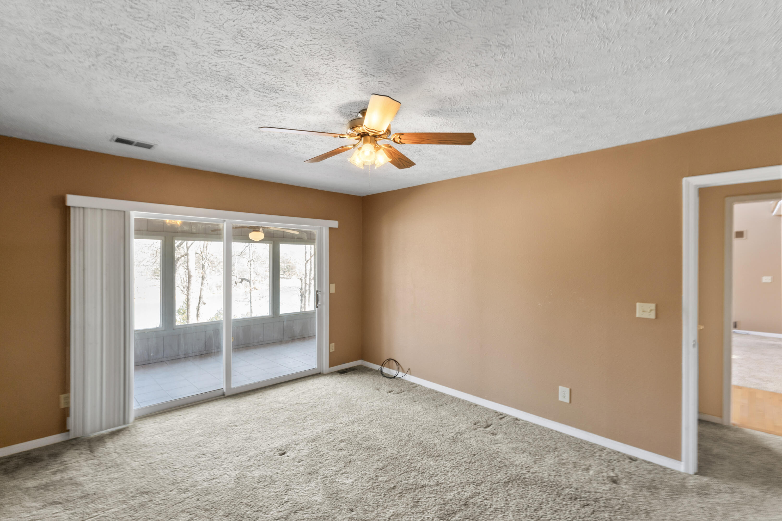 25906 Farm Road 1263 Property Photo 18