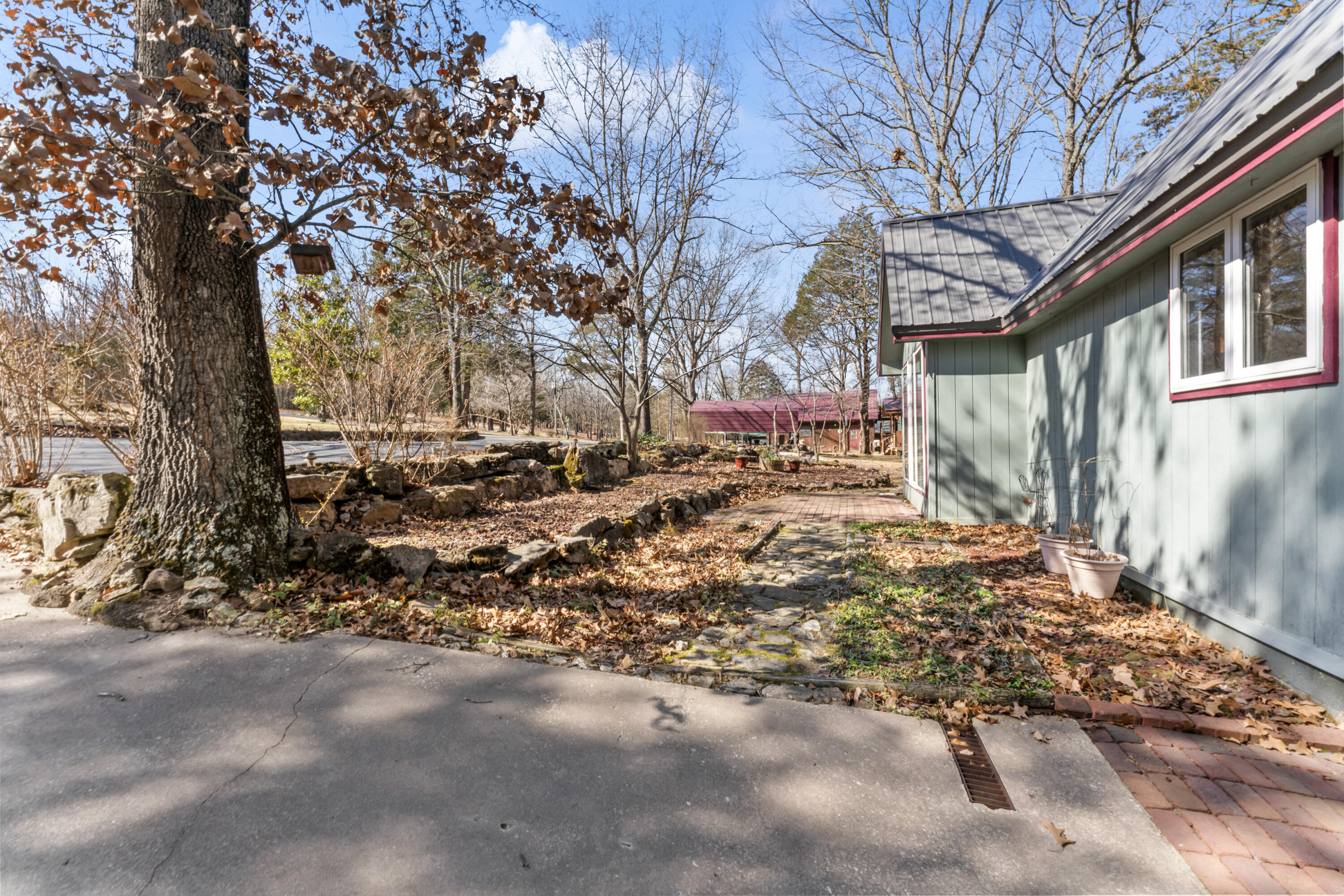25906 Farm Road 1263 Property Photo 36
