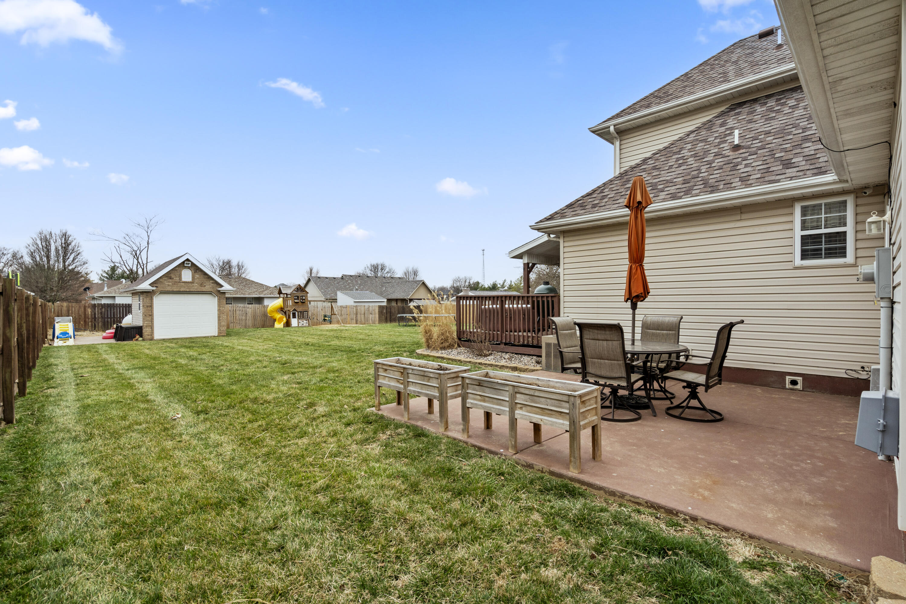 908 Bluegrass Street Property Photo 23