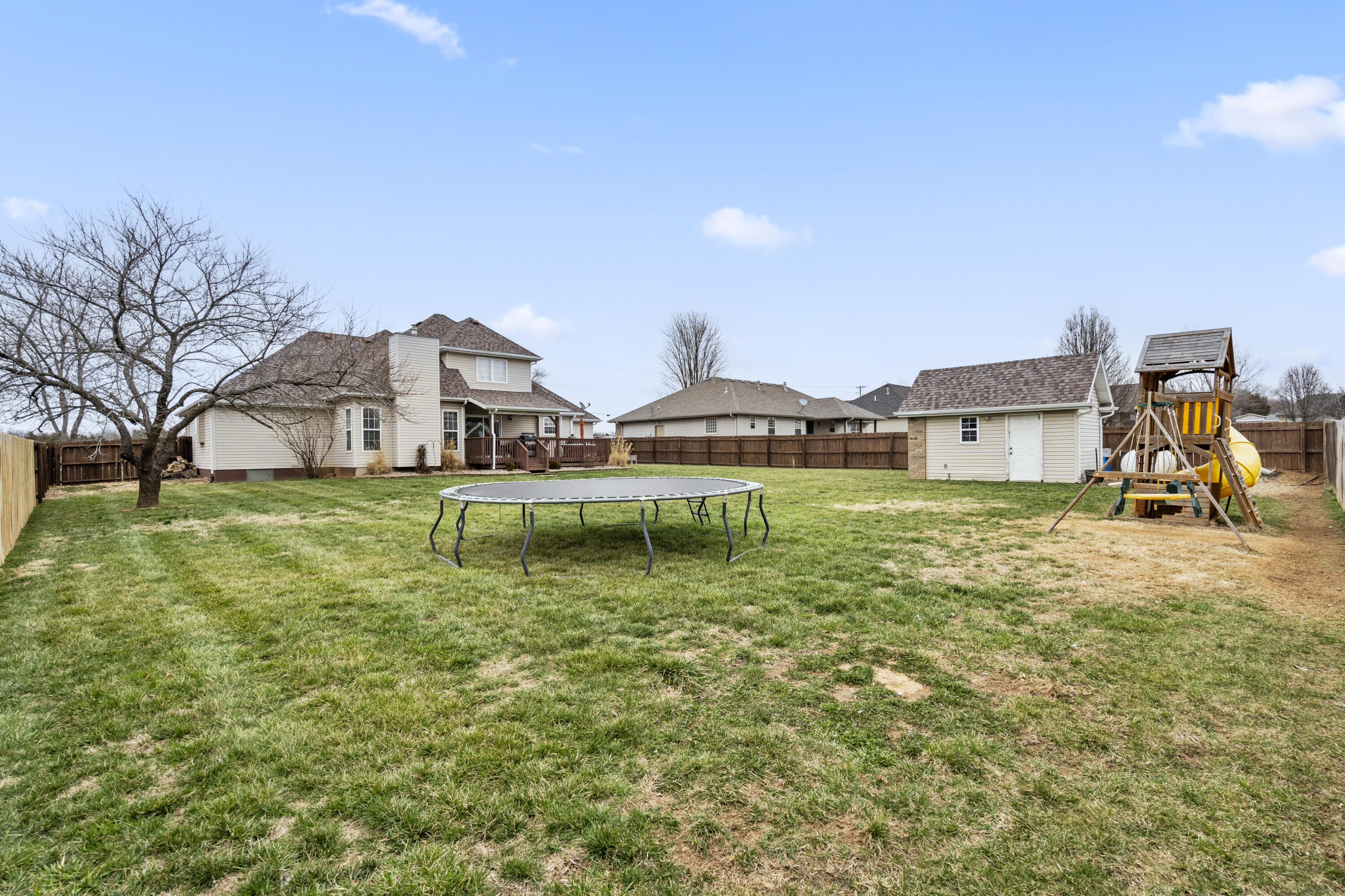 908 Bluegrass Street Property Photo 27