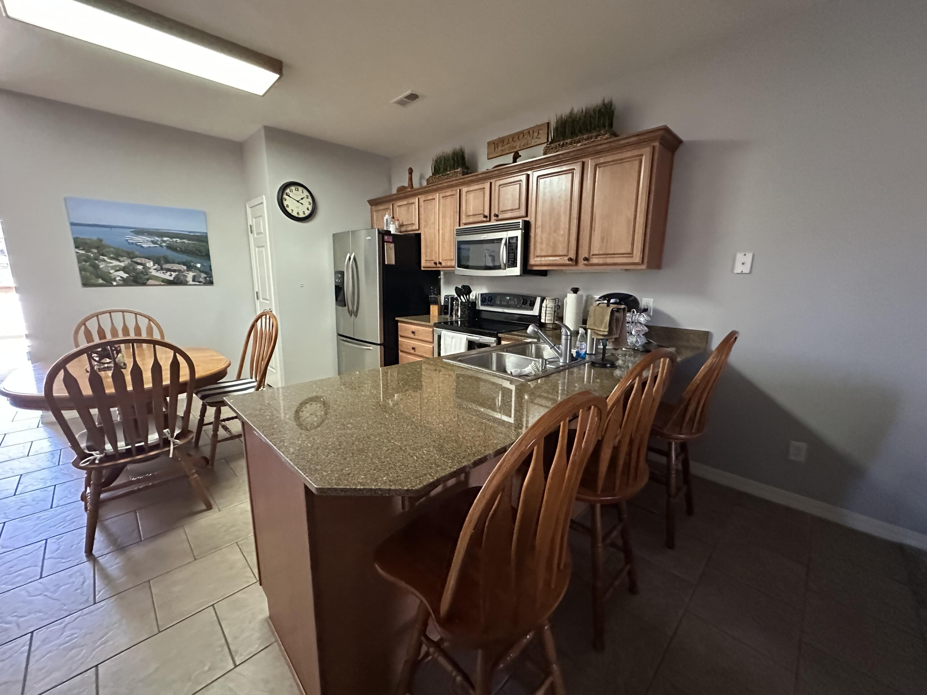 280 Tina Street Property Photo 7