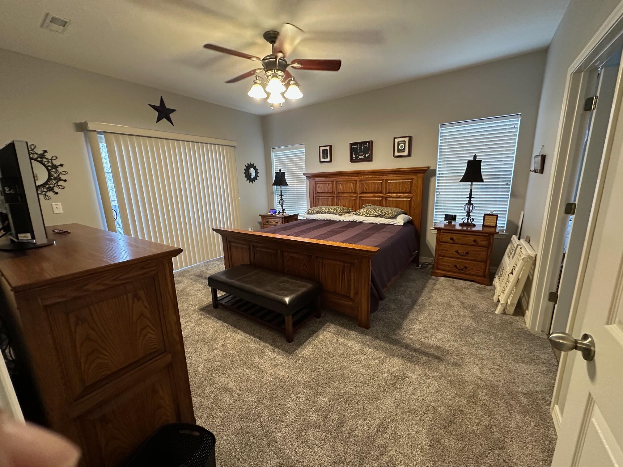 280 Tina Street Property Photo 10
