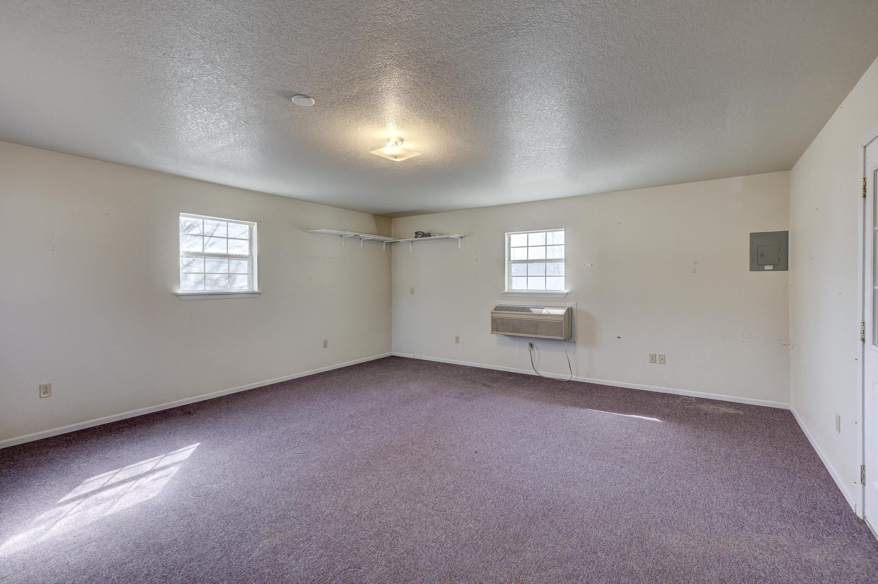 2218 West 17th Street Property Photo 14