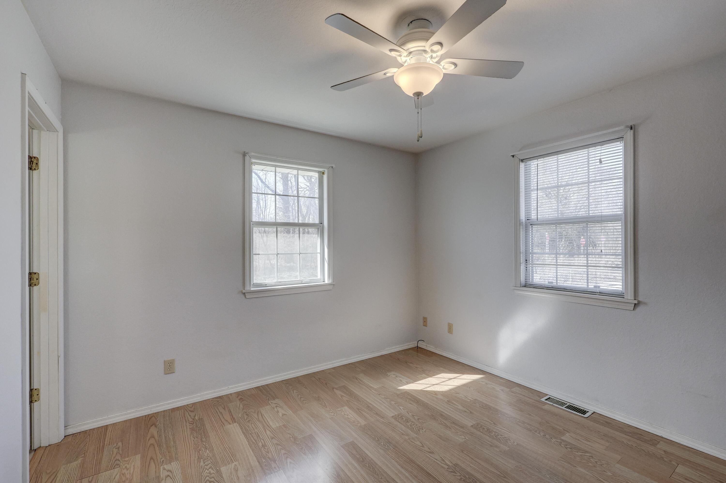 2218 West 17th Street Property Photo 23
