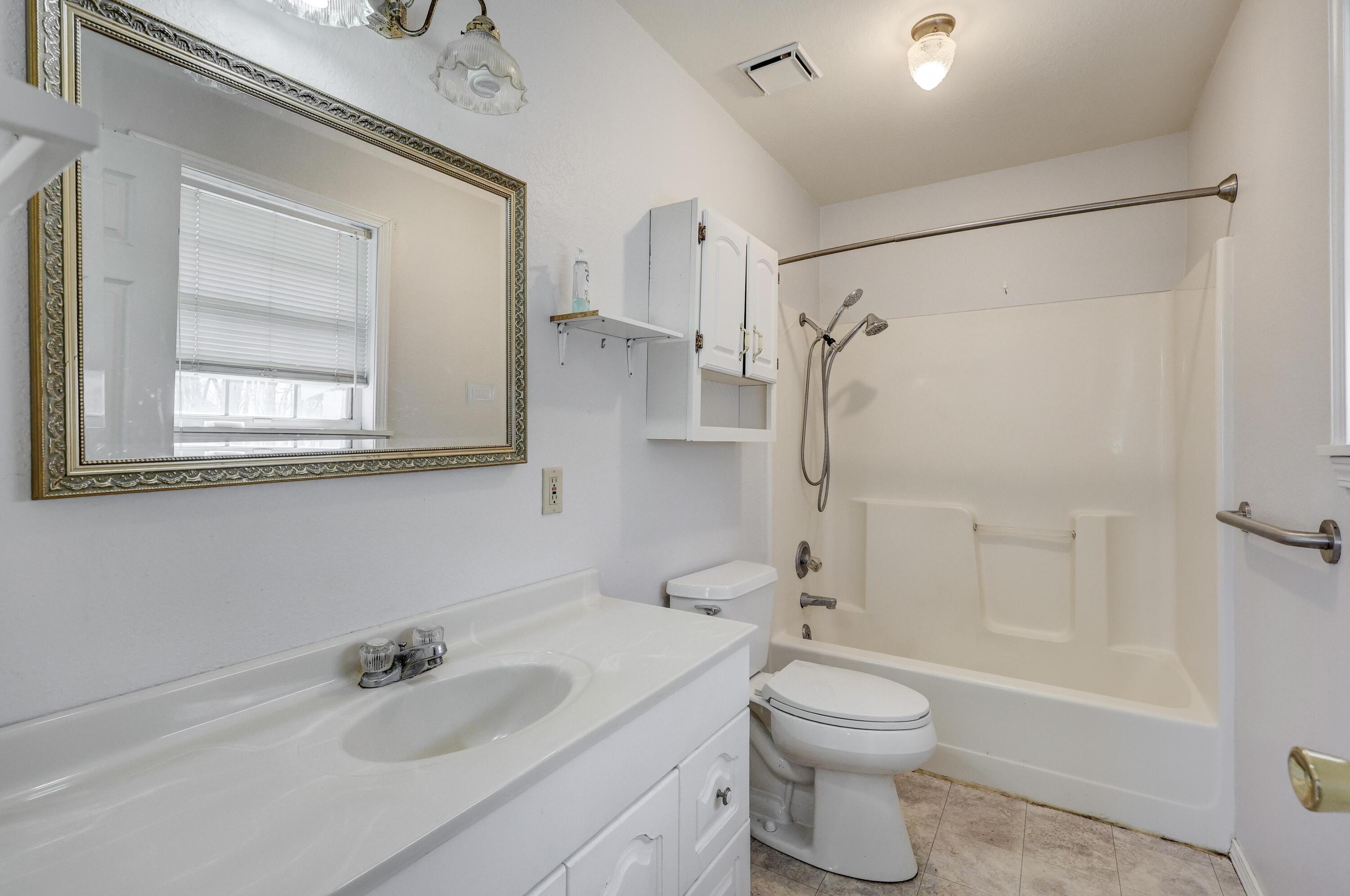 2218 West 17th Street Property Photo 27