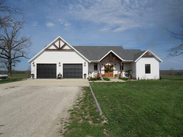 2799 Sparks Road Property Photo 7