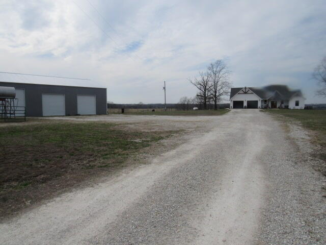 2799 Sparks Road Property Photo 14