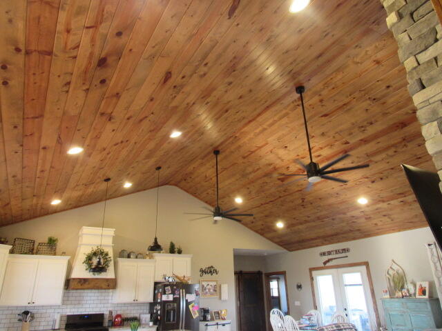 2799 Sparks Road Property Photo 22