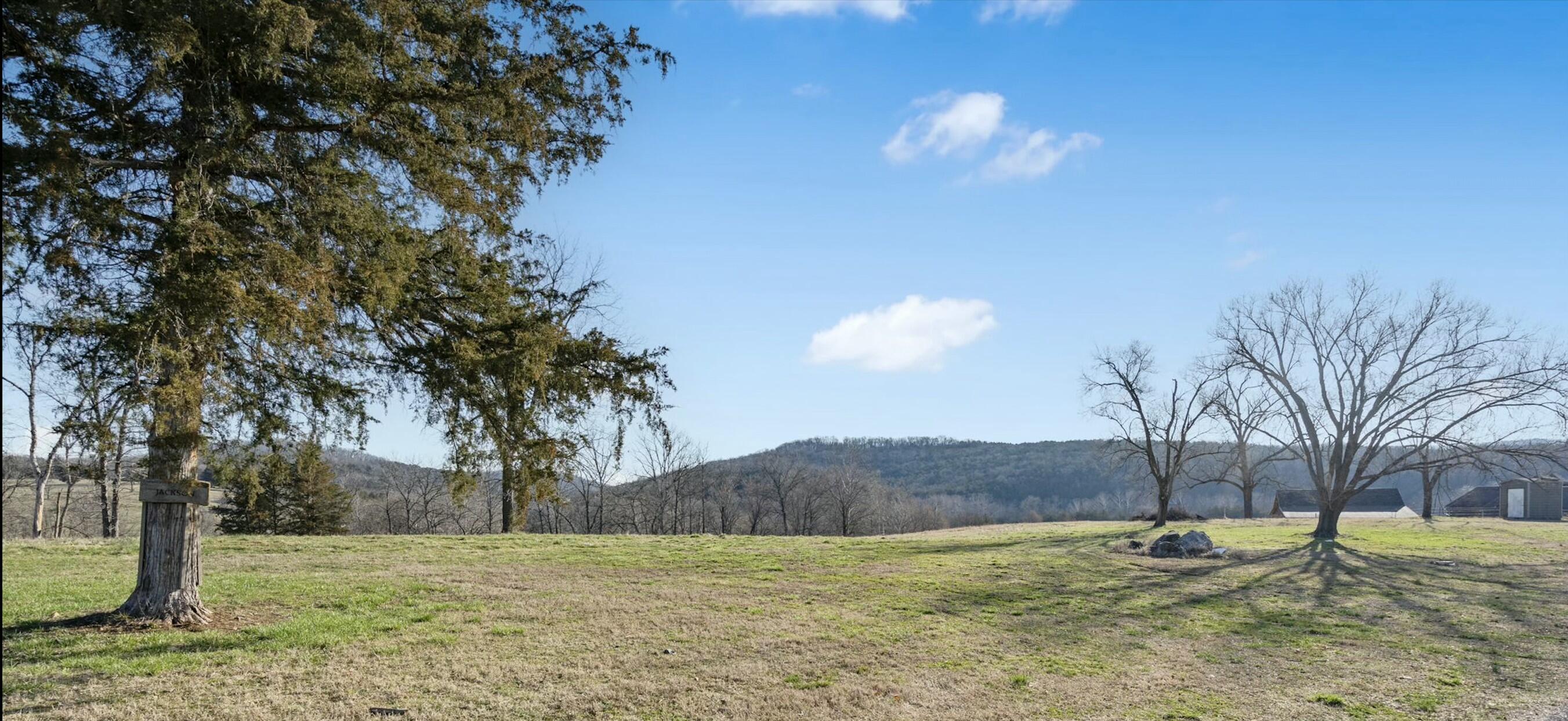 1920 Dry Hollow Road Property Photo 12
