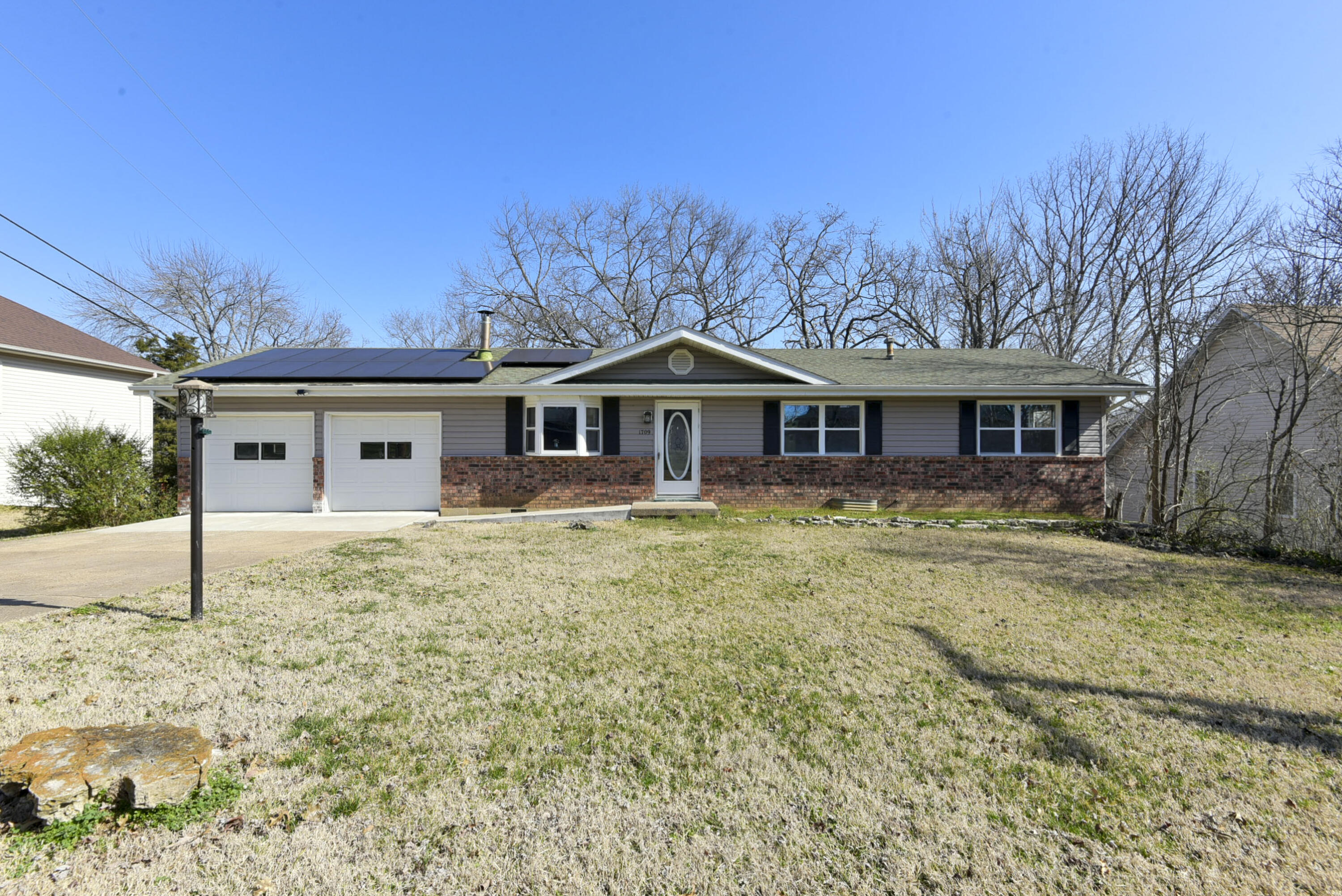 1709 Neihardt Avenue Property Photo 1